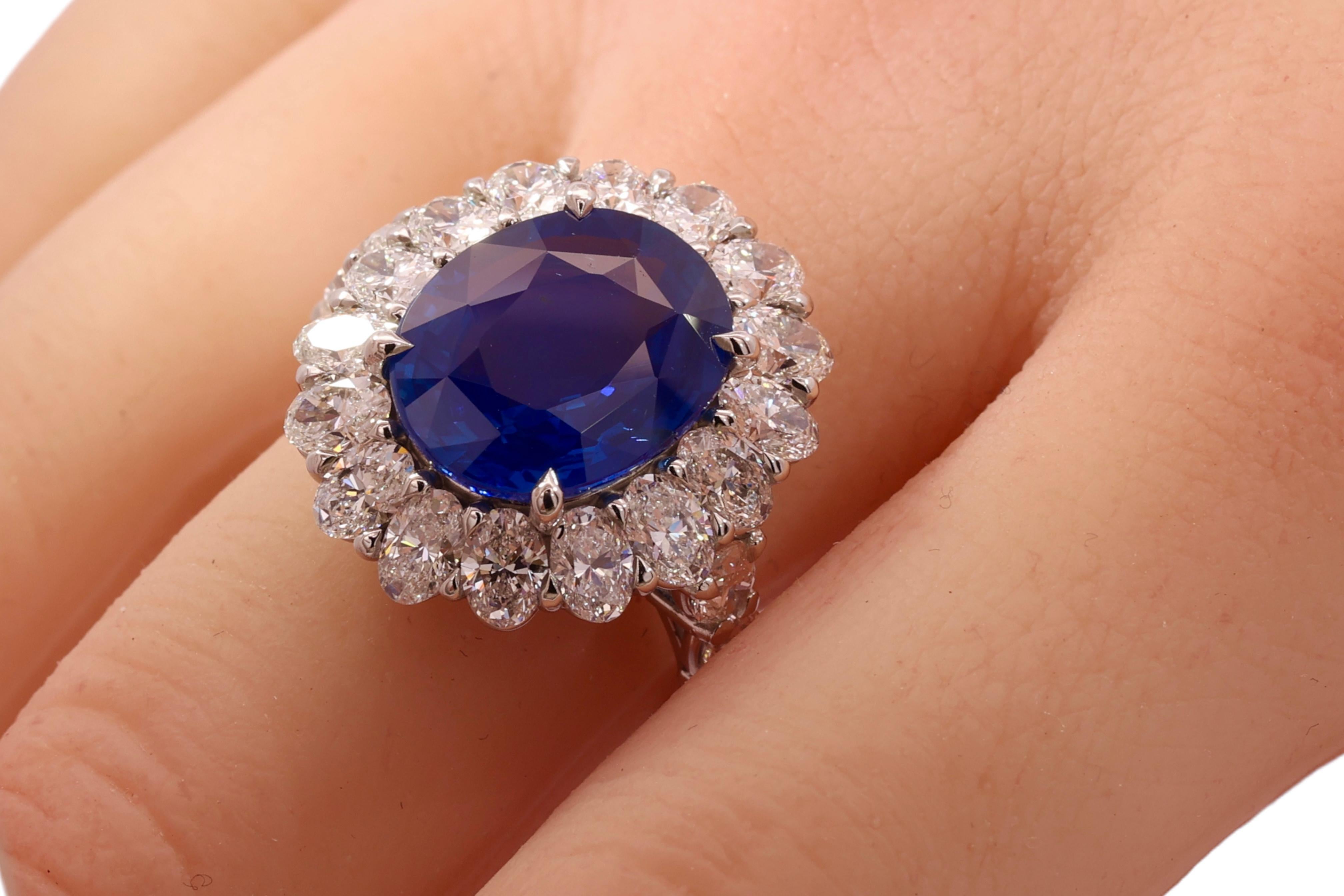 Platinum Ring 8.02 Carat Kashmir Sapphire, 3.75ct Oval Diamonds, IGI Certified For Sale 4