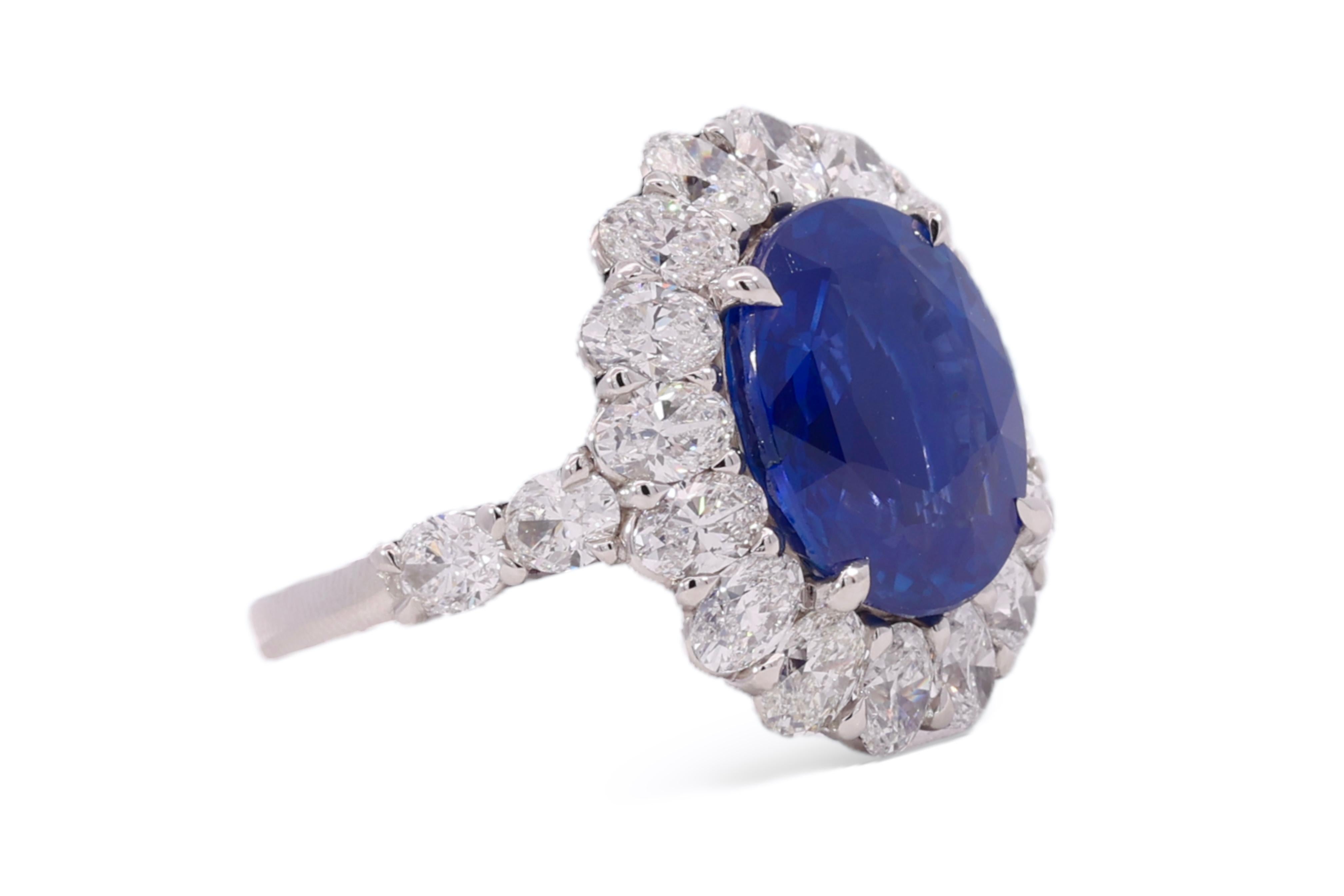 Platinum Ring 8.02 Carat Kashmir Sapphire, 3.75ct Oval Diamonds, IGI Certified For Sale 1