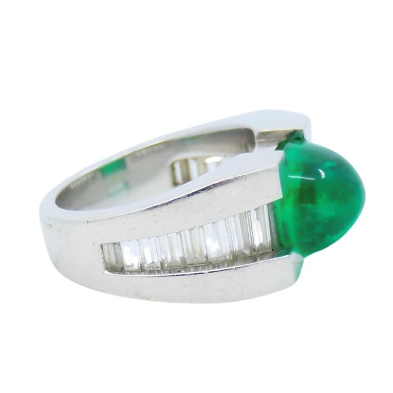Women's or Men's Platinum Ring Emerald Diamond Vintage Jewelry For Sale