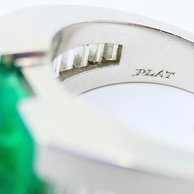 Platinum Ring Emerald Diamond Vintage Jewelry For Sale 2