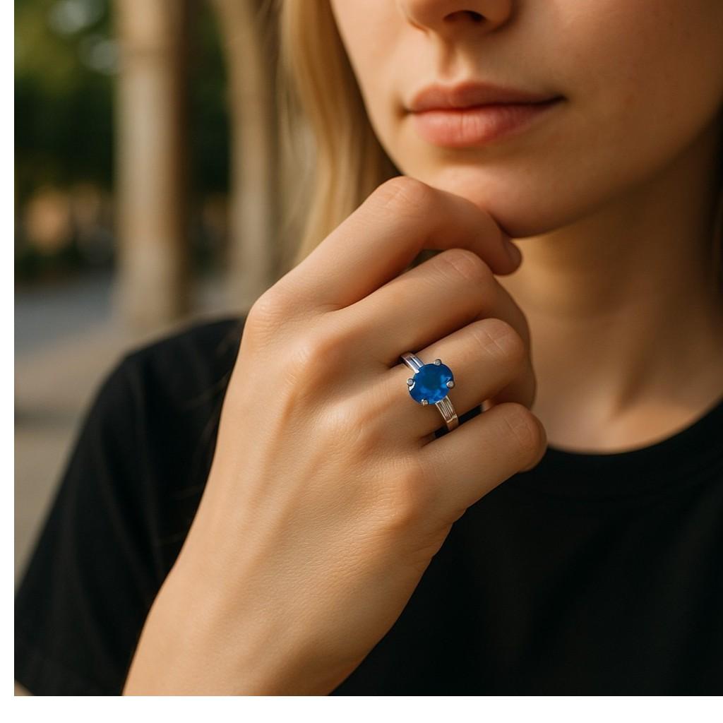 Contemporary Platinum Ring GIA-Certified No-Heat Ceylon Sapphire and Tapered Baguette Diamond For Sale