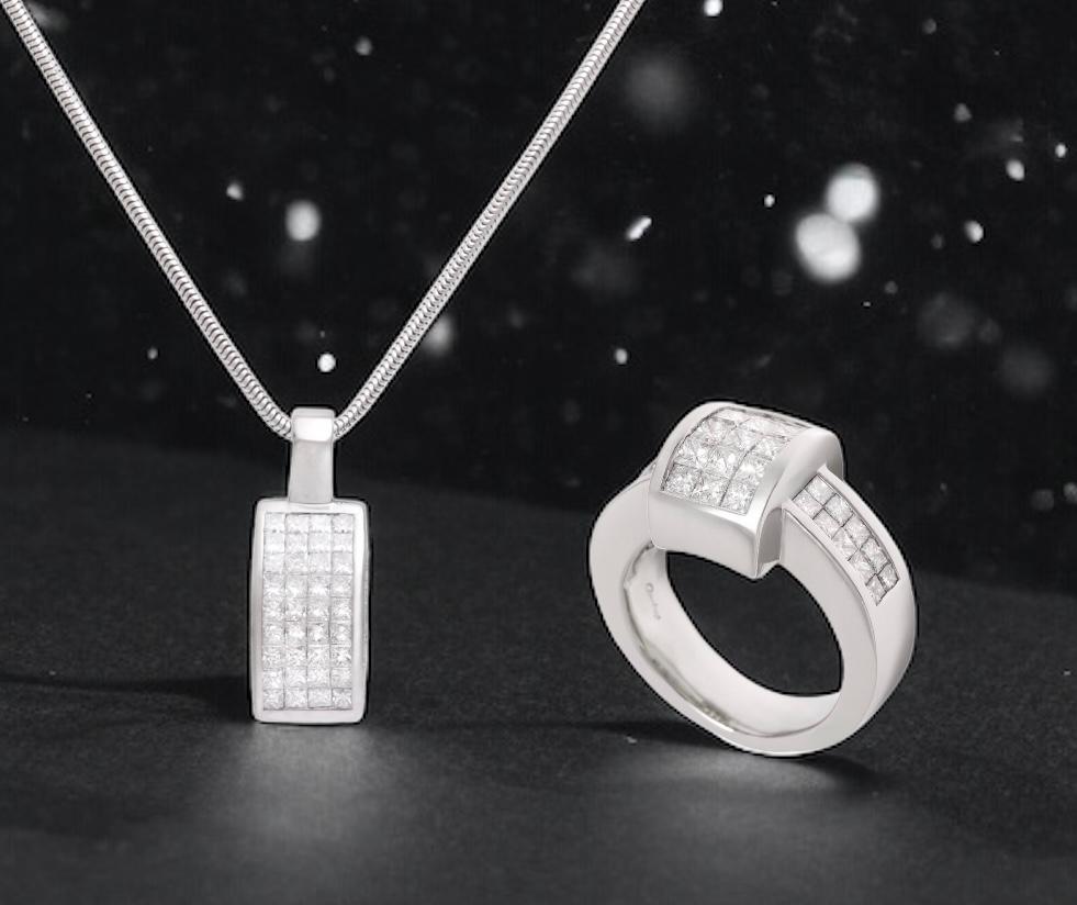 Anello in platino e collana/ciondolo abbinati, diamanti taglio principessa incastonati a scomparsa in vendita 11