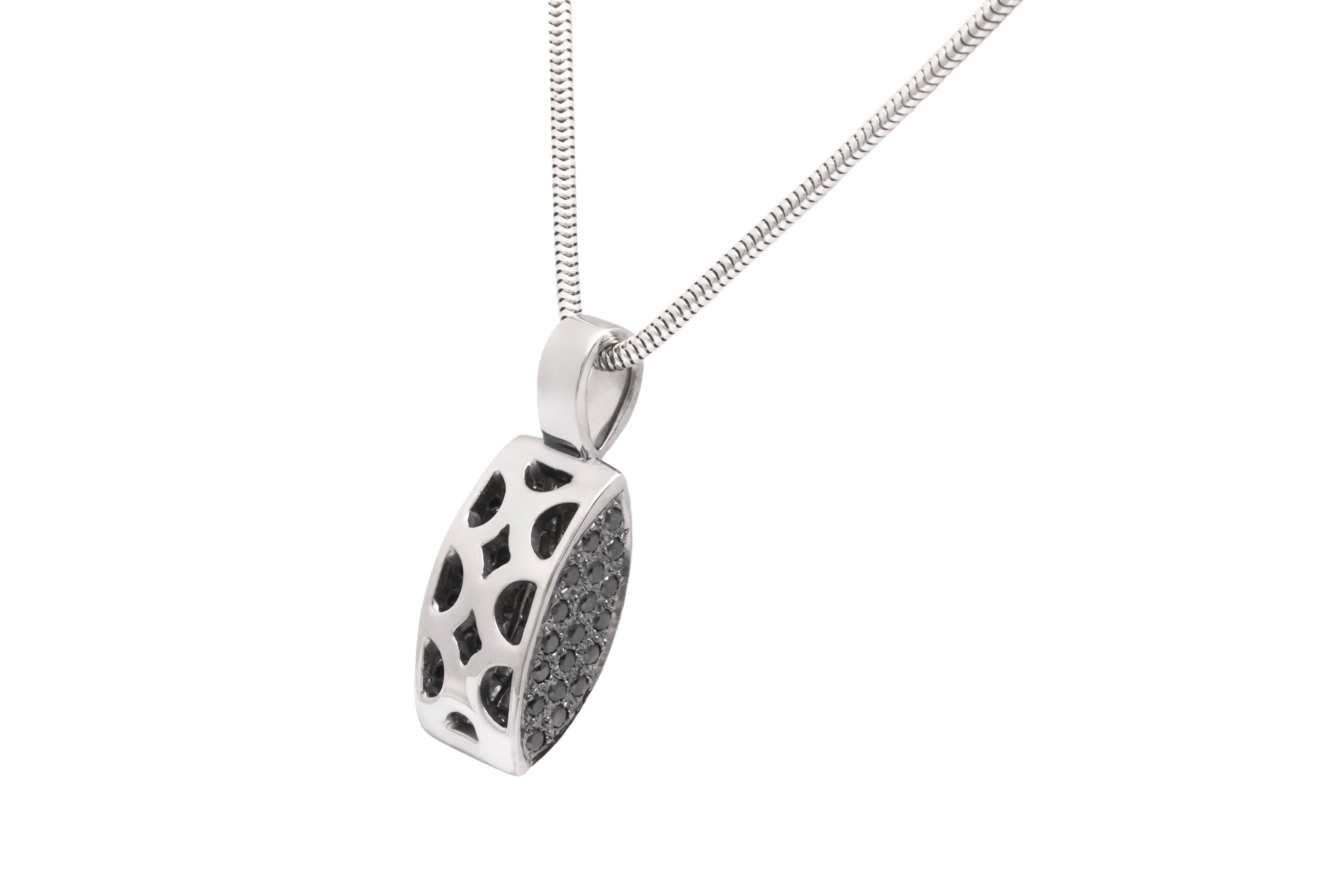 Anello in platino e collana/ciondolo abbinati, diamanti taglio principessa incastonati a scomparsa in vendita 1