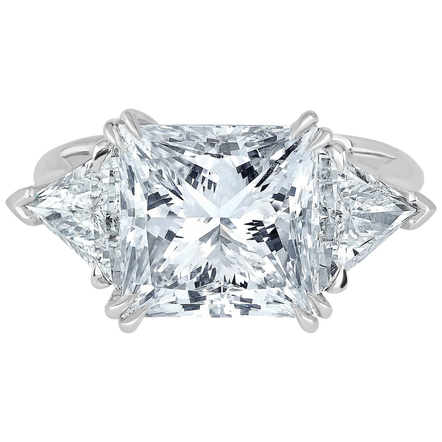 Bague en platine, sertie d'un diamant taille princesse de 5,02 carats D Couleur SI1
