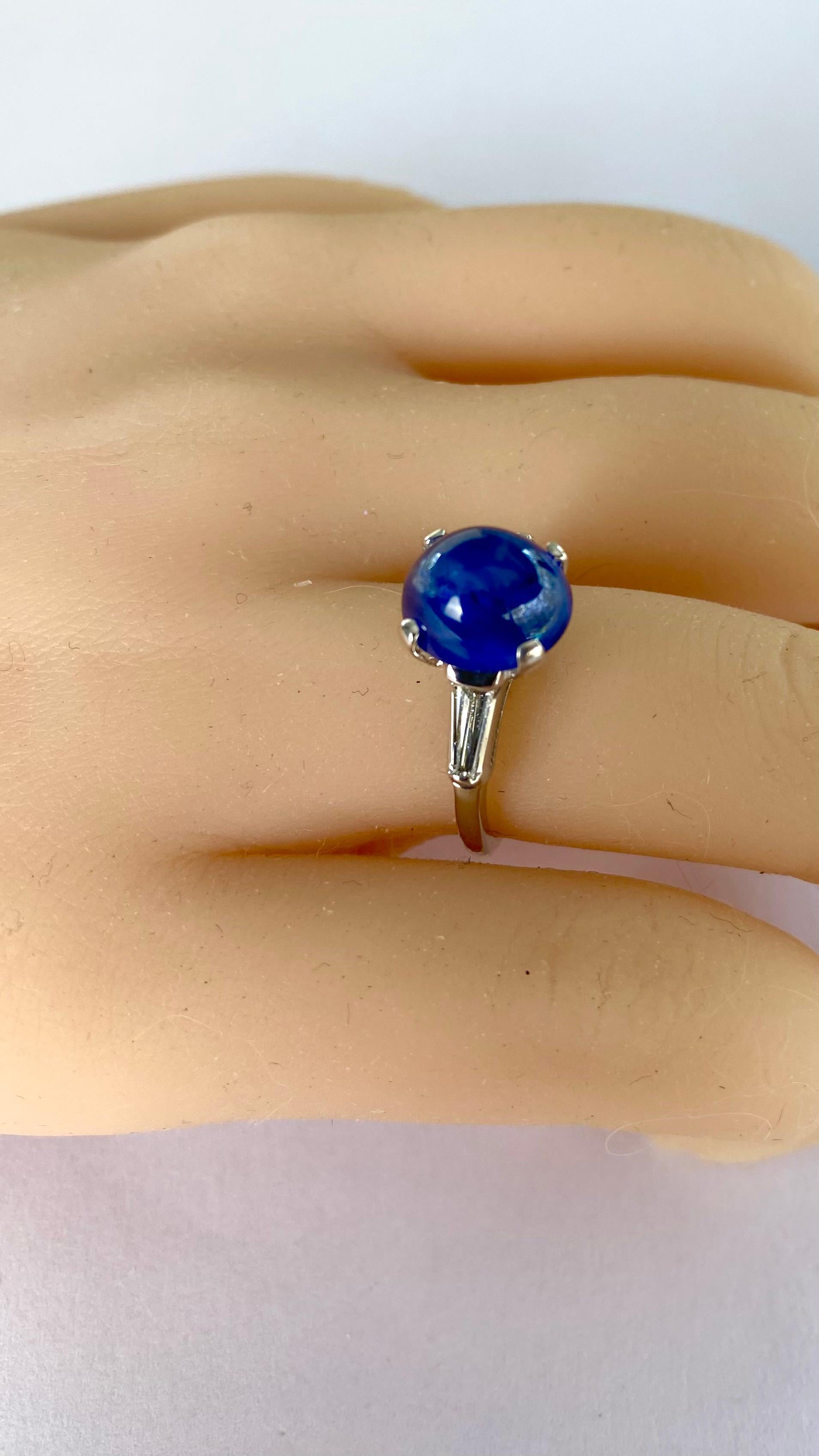 Platinum Ring Tapered Baguette Diamonds 6.21 Carat Gem Ceylon Cabochon Sapphire For Sale 3