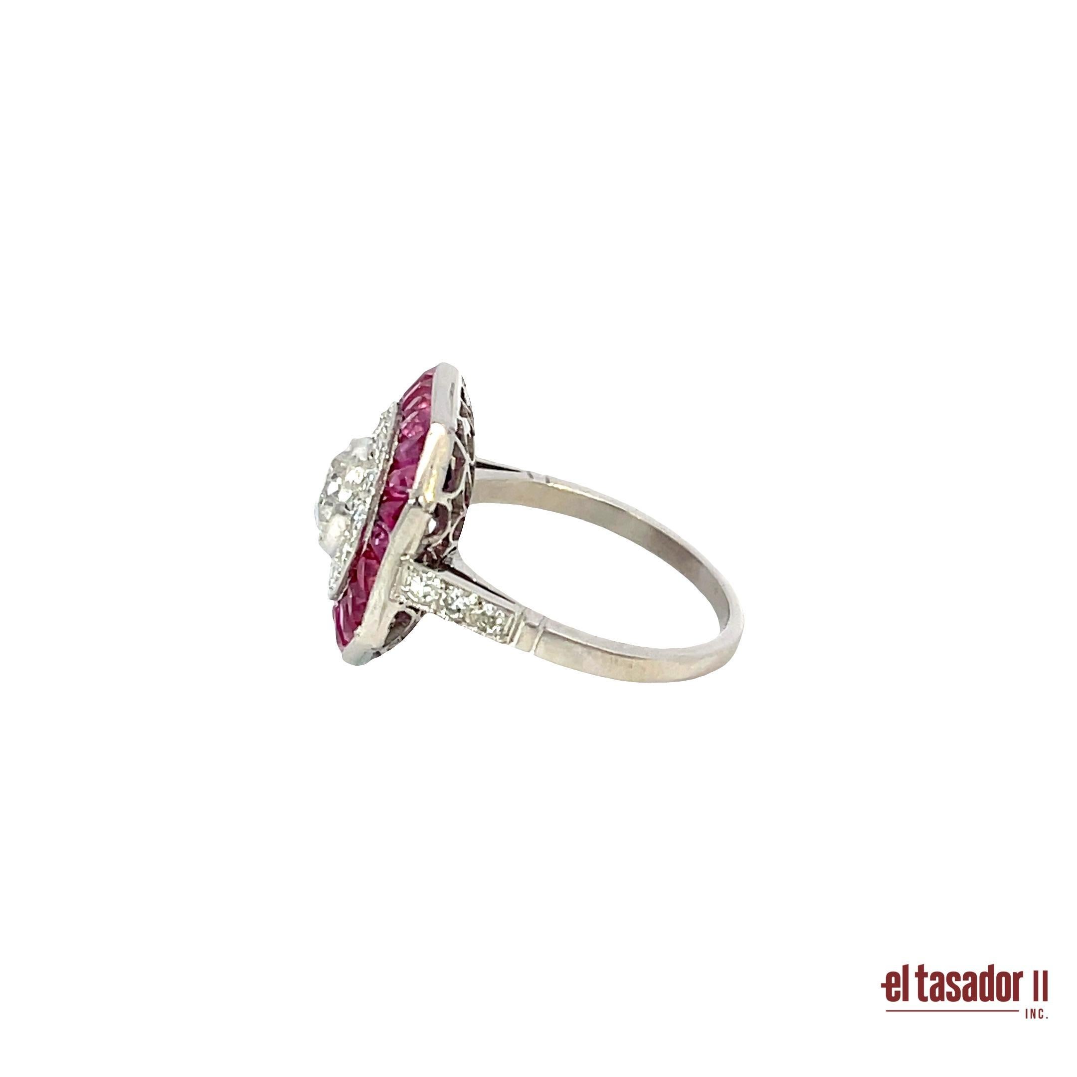 Anello in platino con diamante taglio Brilliante 0,98ct, accenti di diamanti e rubini In condizioni Nuovo in vendita a Aventura, FL