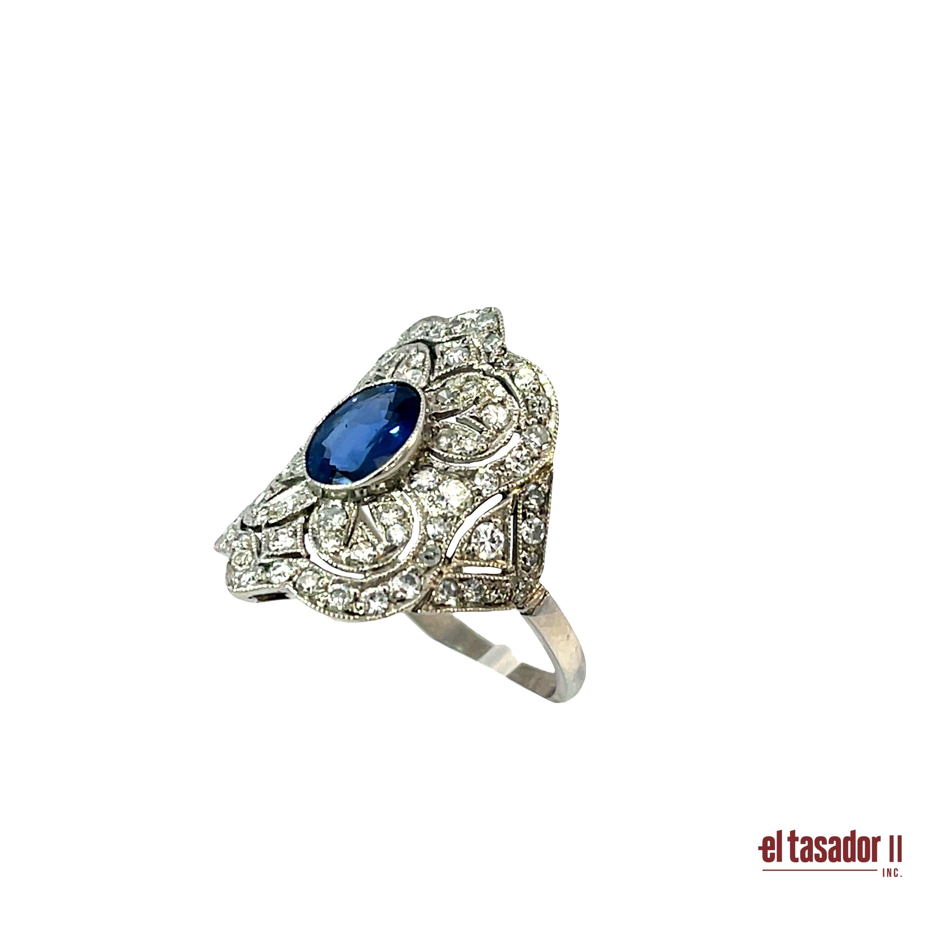 Taille brillant Bague en platine avec saphir de 1,40 ct et diamants en vente