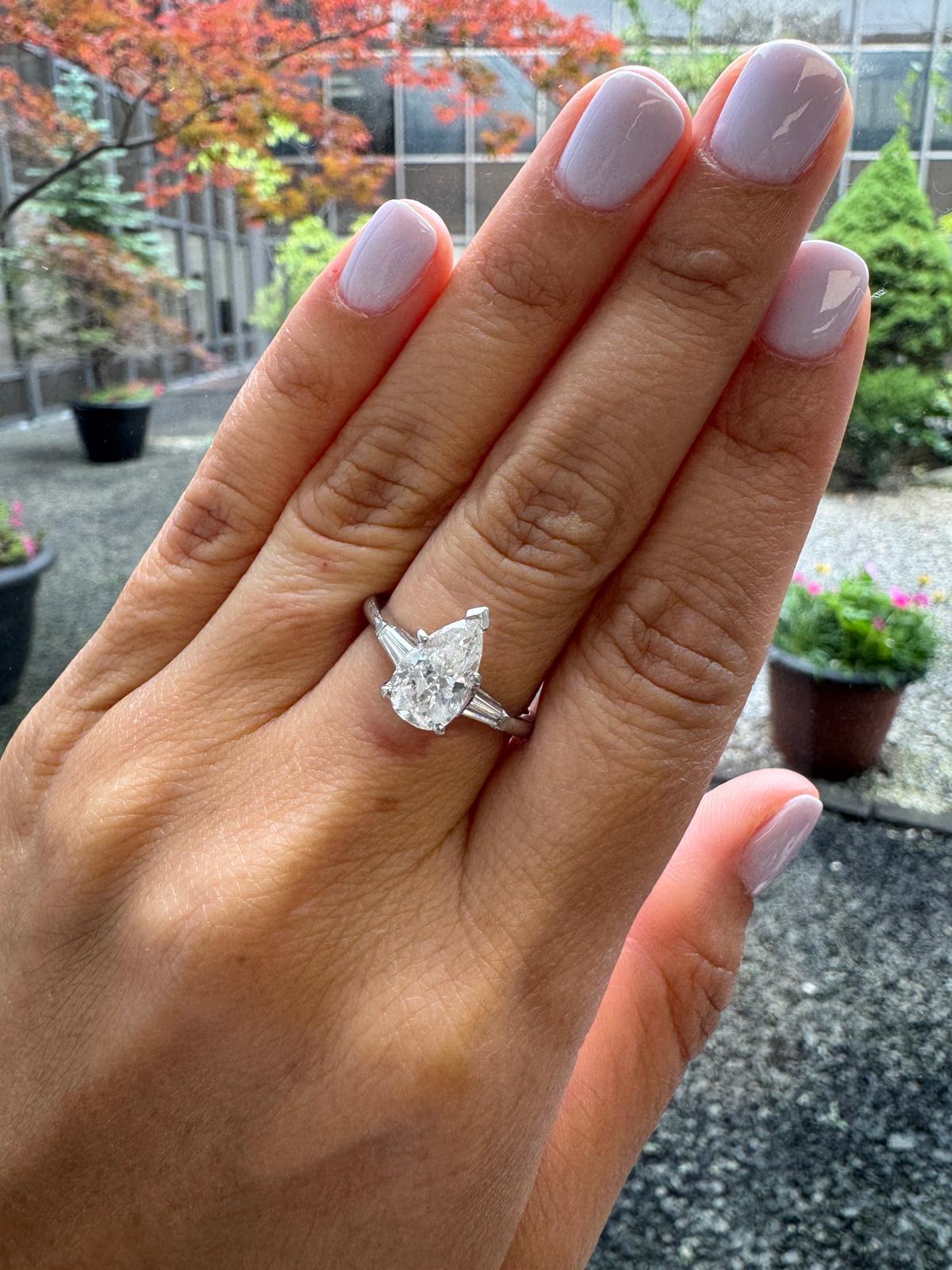 Platinum Ring with 1.60 Carat Pear-Shaped Diamond and Baguette Accents For Sale 6