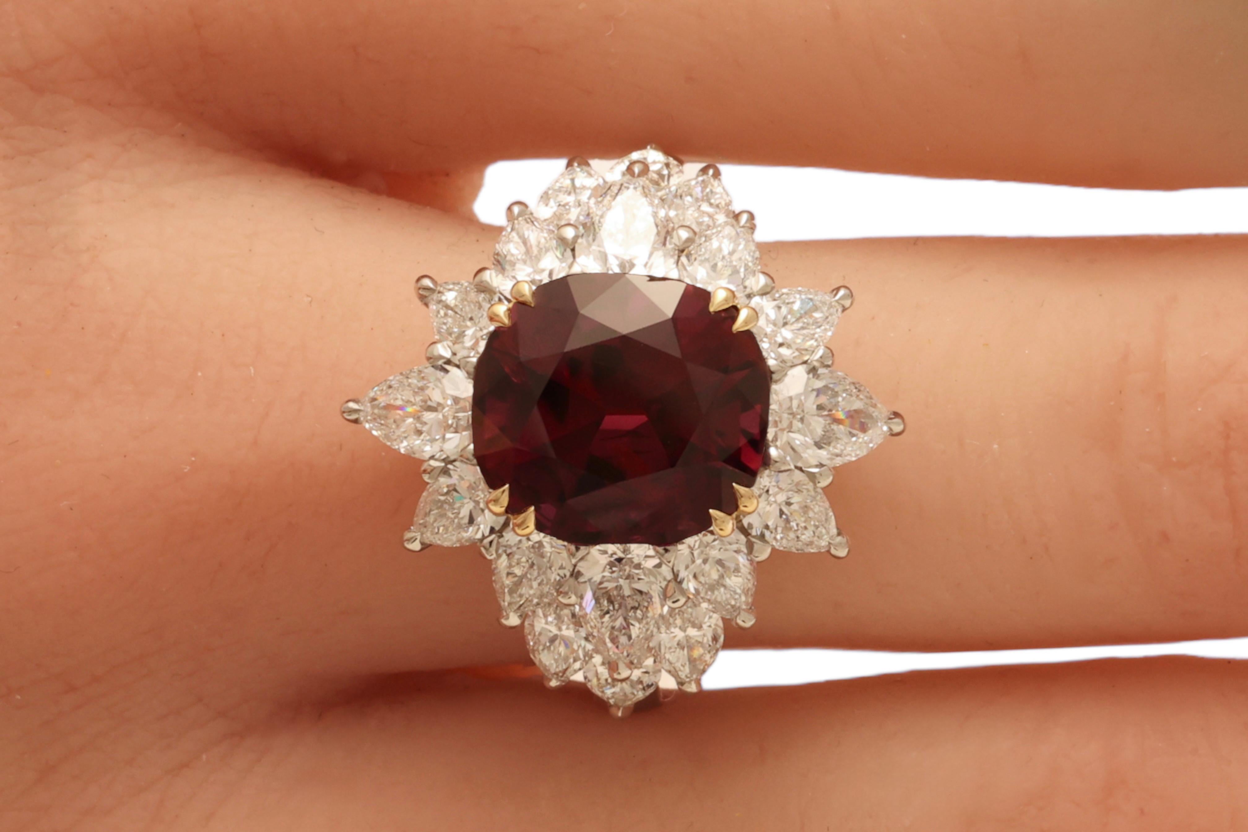 Anello di platino  Con 6,85 ct. Rubino NH e 4,12 ct. Diamanti in vendita 5
