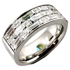 Platinum Ring with 9 Princess and 9 Baguette cut diamonds F-vvs 1.450 ct total