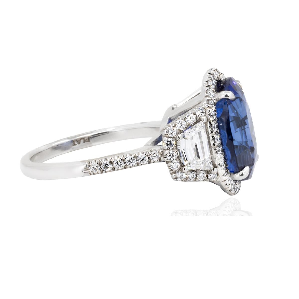 Platinum Ring with 9.56 Carat, Royal Blue Ceylon Sapphire In New Condition For Sale In Sarasota, FL