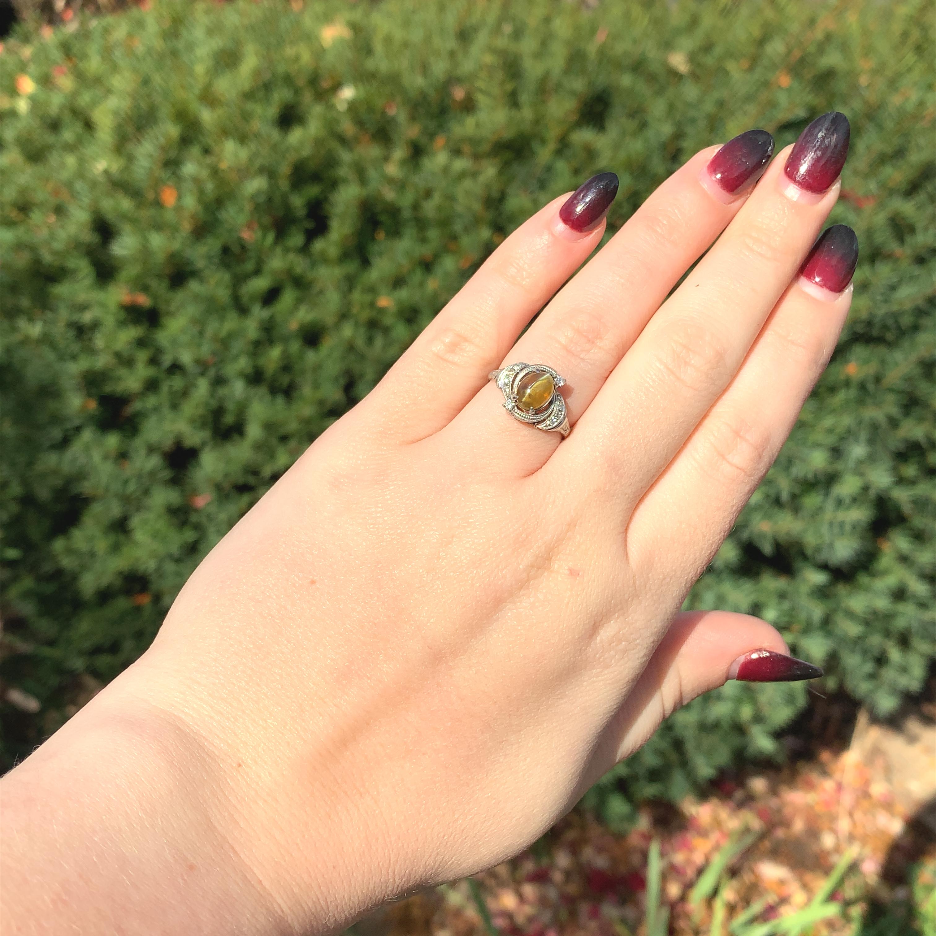 Platinum Ring with GIA 2.05ct Natural Cat's Eye Chrysoberyl For Sale 1