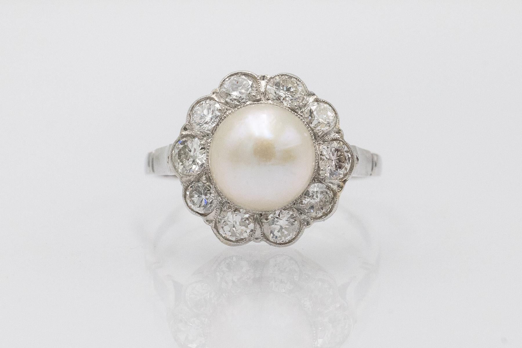 Bague en platine avec perle et diamants 1,00ct, milieu du 20e siècle. Pour femmes en vente