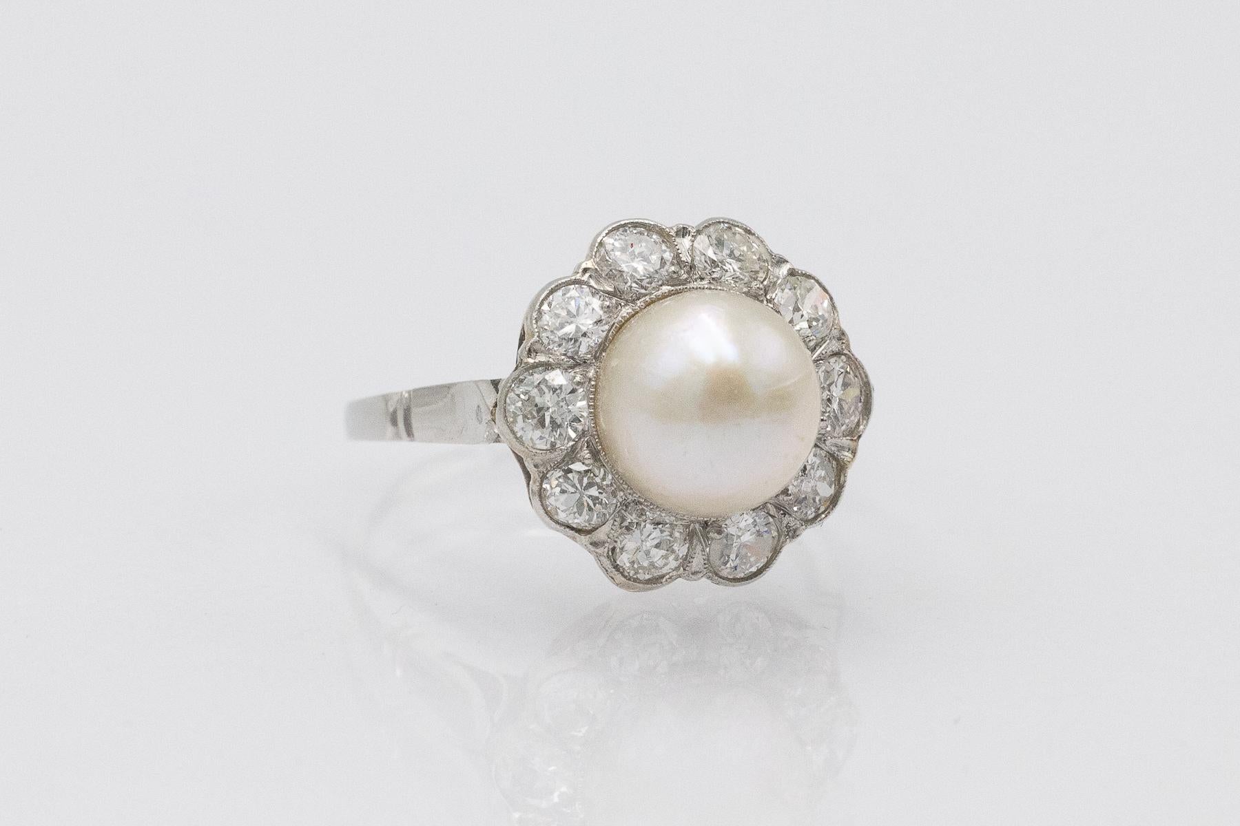 Bague en platine avec perle et diamants 1,00ct, milieu du 20e siècle. en vente 1