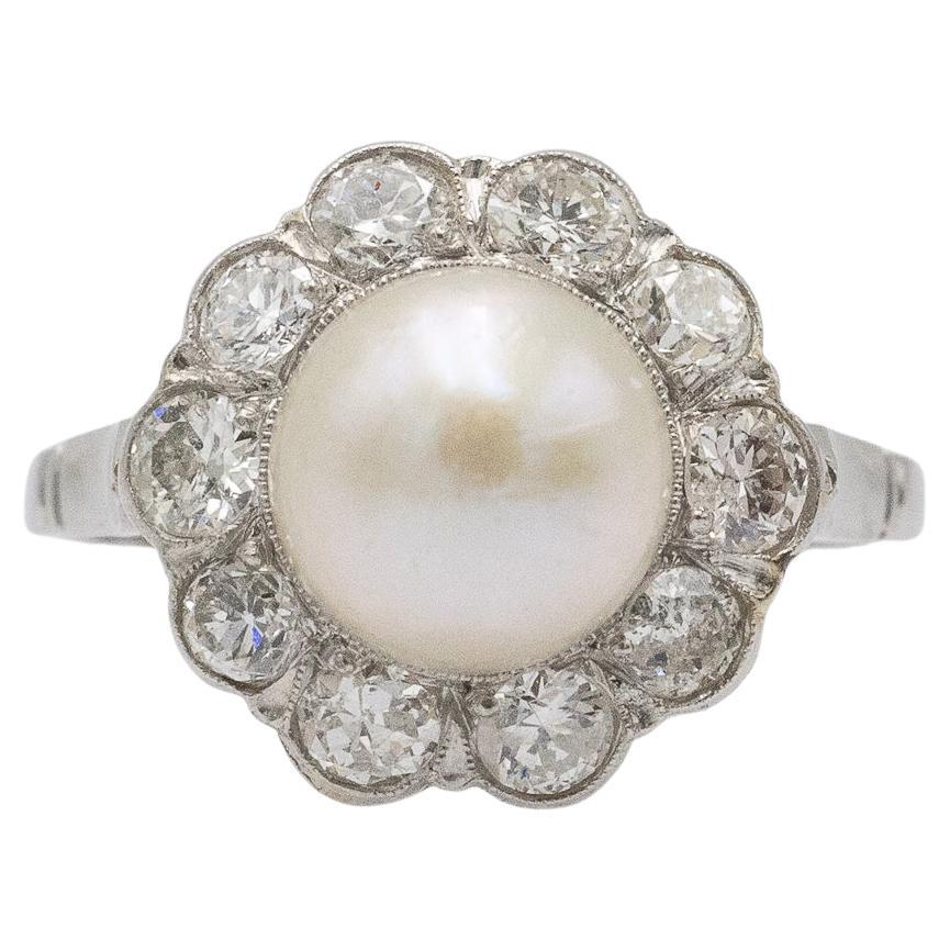 Bague en platine avec perle et diamants 1,00ct, milieu du 20e siècle. en vente
