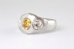 Platinring aus Platin mit seltenem, intensiv orangefarbenem, antikem Diamanten im Altschliff