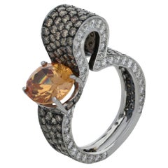 Anillo de platino con turmalina y diamantes - Creador: Jahan