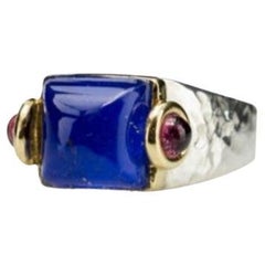 Platinum Rock Crystal Cabochon Cut Pink Tourmaline Lapis Lazuli Design Ring