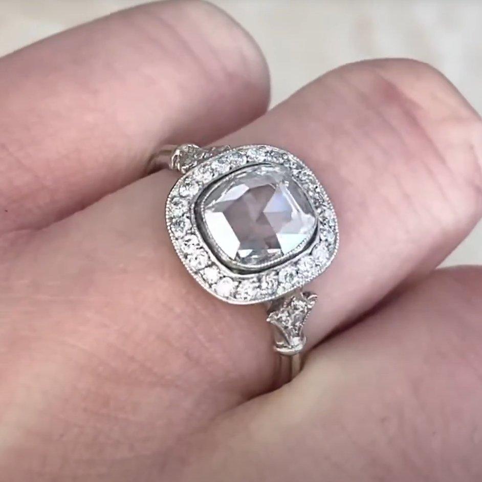 Verlobungs-Cluster-Ring aus Platin mit Diamanten im Rosenschliff (GIA ca. 1,00 Karat) Damen im Angebot