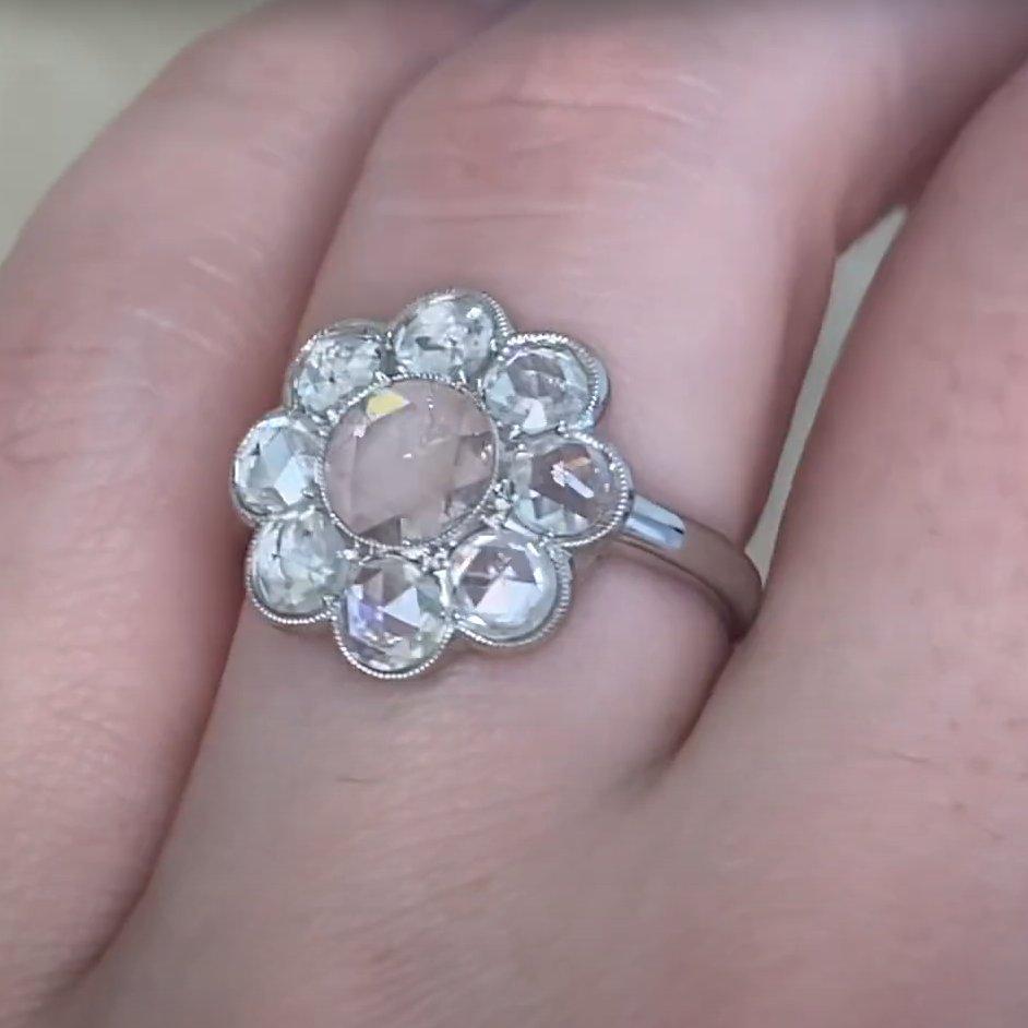 Donna Anello a grappolo floreale in platino con diamanti taglio rosa (circa 0,5 carati), platino in vendita