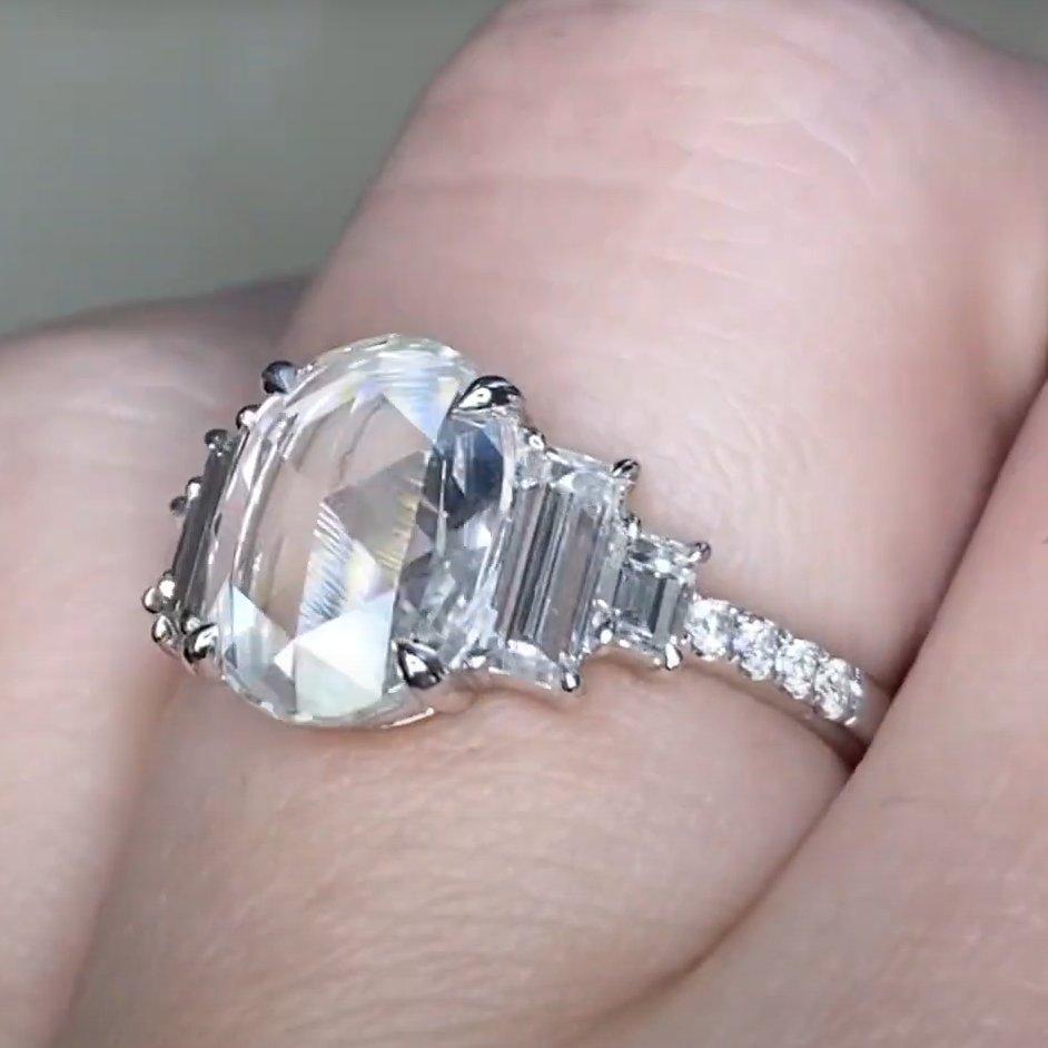 De las mujeres Anillo de compromiso de platino con diamantes ovalados talla rosa (GIA aprox. 2 quilates), platino en venta