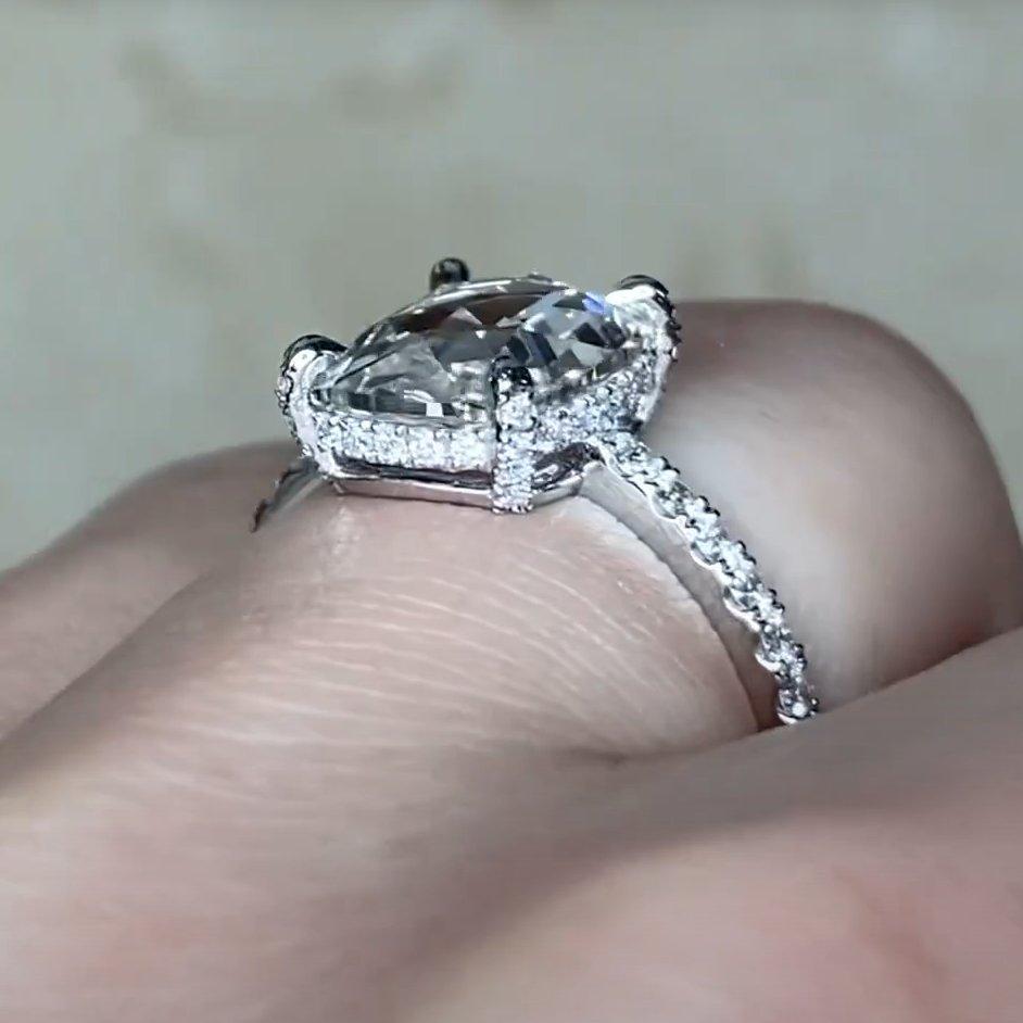 Anillo de compromiso de platino con diamantes talla rosa (GIA aprox. 2,10 quilates), platino en Excelente estado para la venta en New York, NY