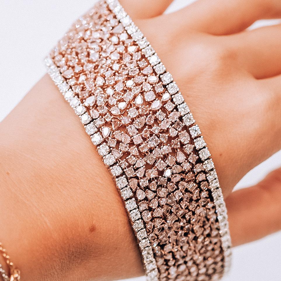 Bracelet tapis en platine et or rose 47,00cttw Fancy Pink Diamond en vente 5
