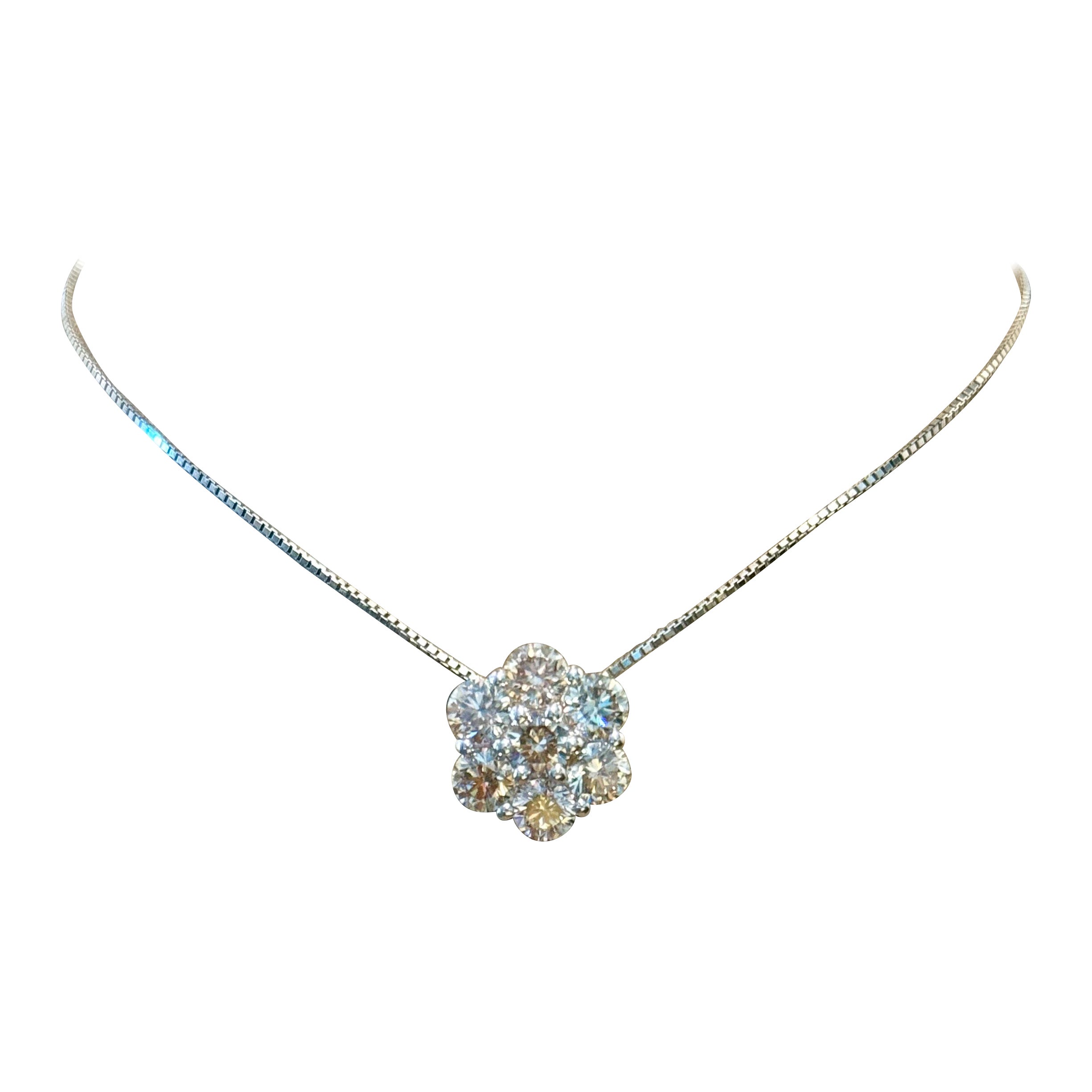 Pendentif rosette en platine avec chaîne en vente