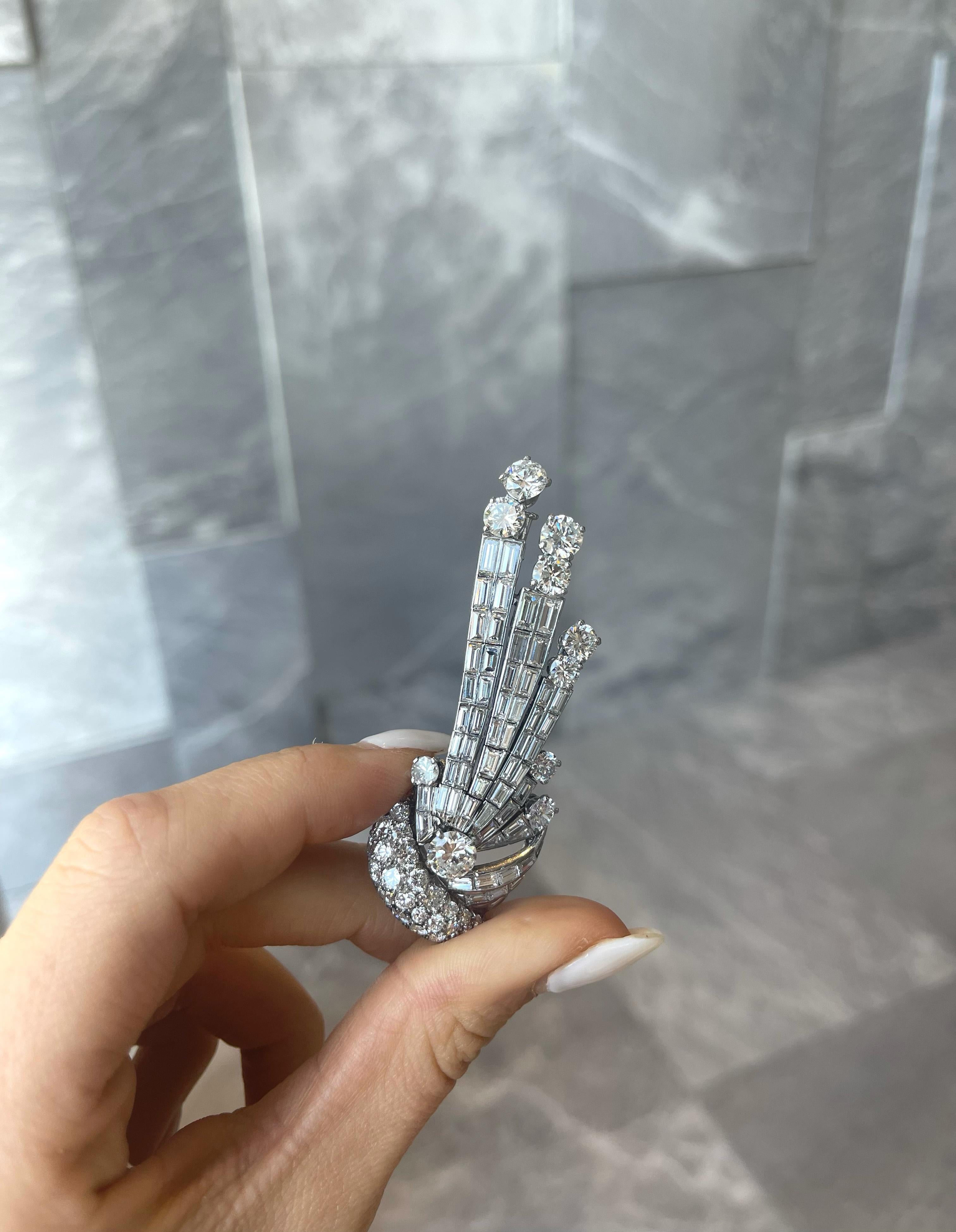 Platinum Round & Baguette Diamond Comet Brooch For Sale 1