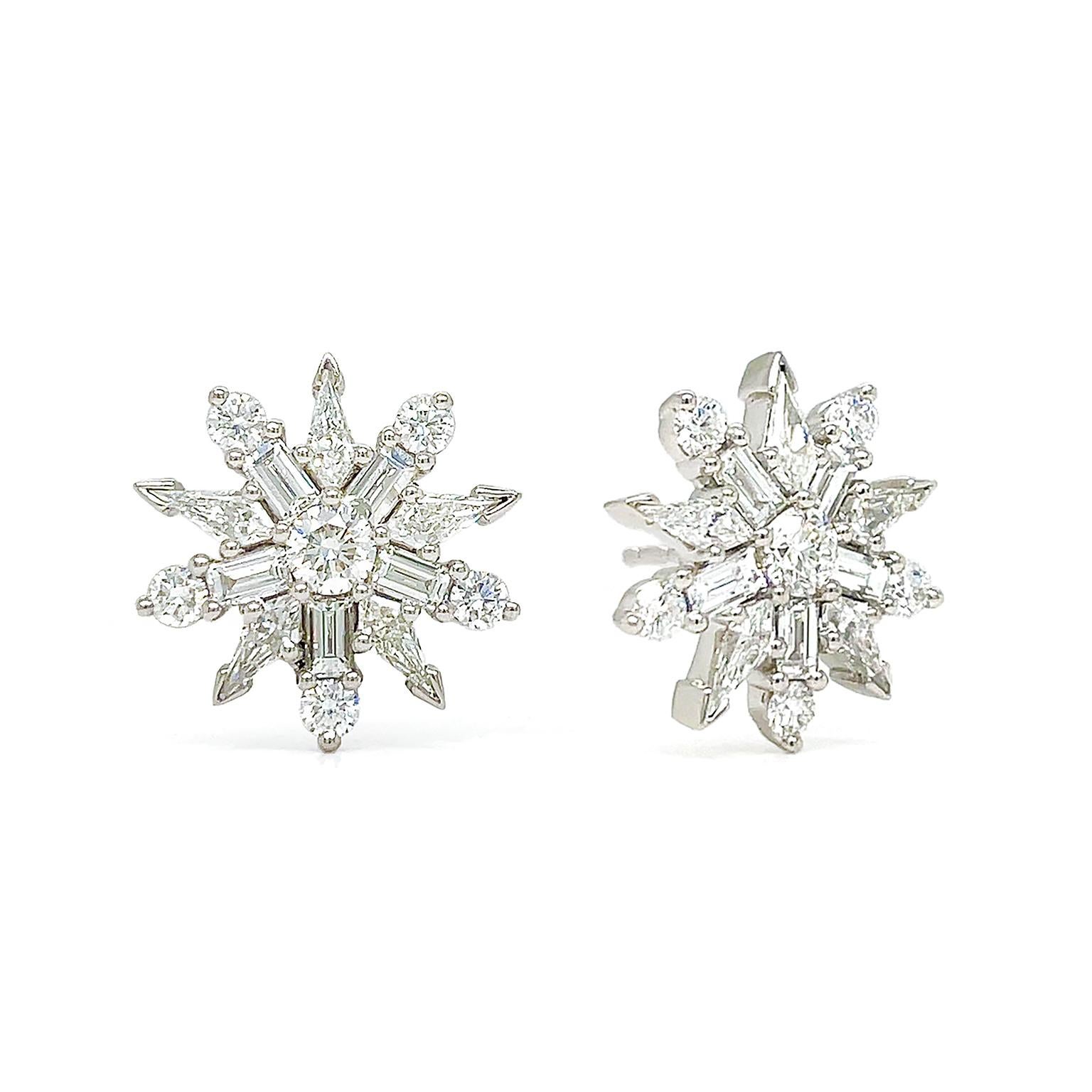 Round Cut Platinum Round Baguette Kite Diamond Star Earrings For Sale