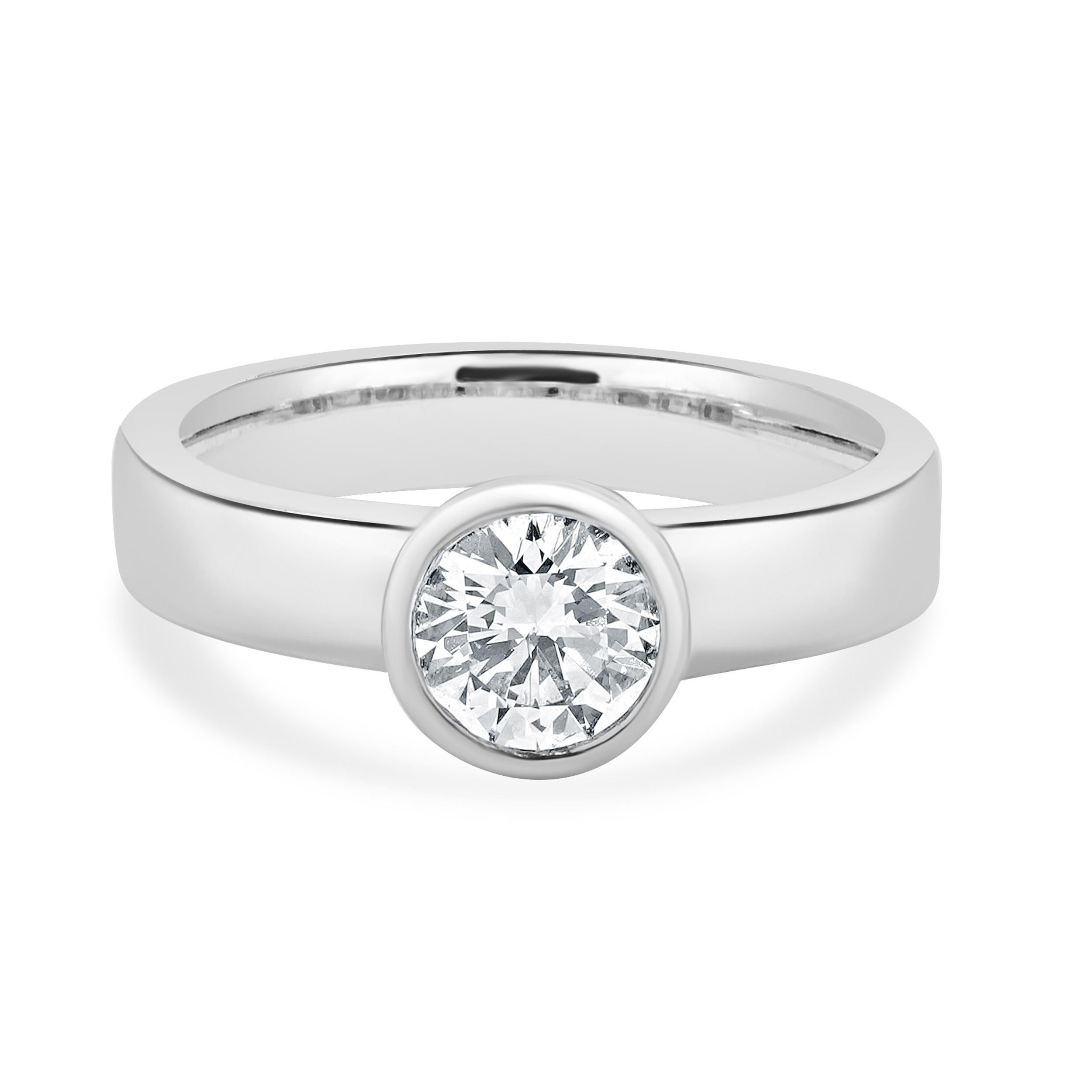 Round Cut Platinum Round Brilliant Cut Diamond Engagement Ring For Sale