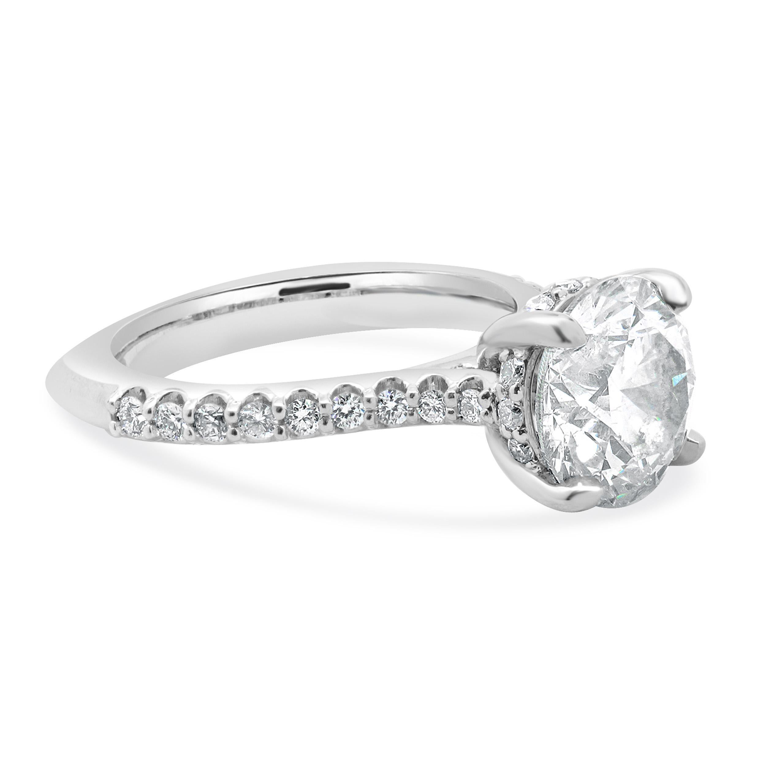Women's Platinum Round Brilliant Cut Diamond Engagement Ring