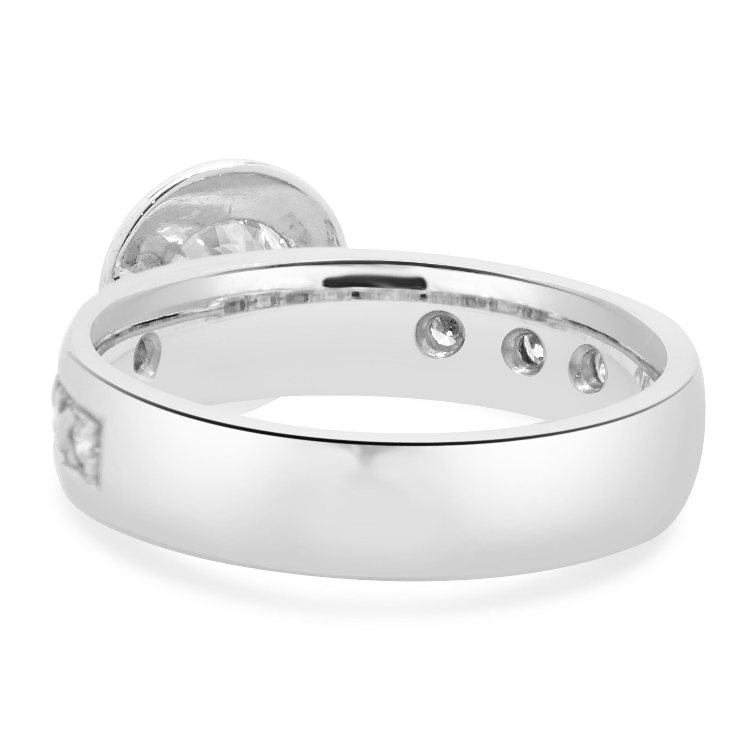 Anillo de compromiso de diamantes redondos talla brillante en platino en Bueno estado para la venta en Scottsdale, AZ