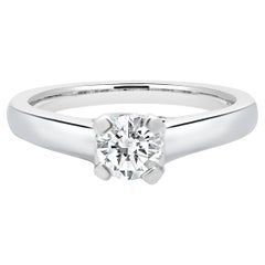 Bague de fiançailles en platine avec diamants ronds taille brillant