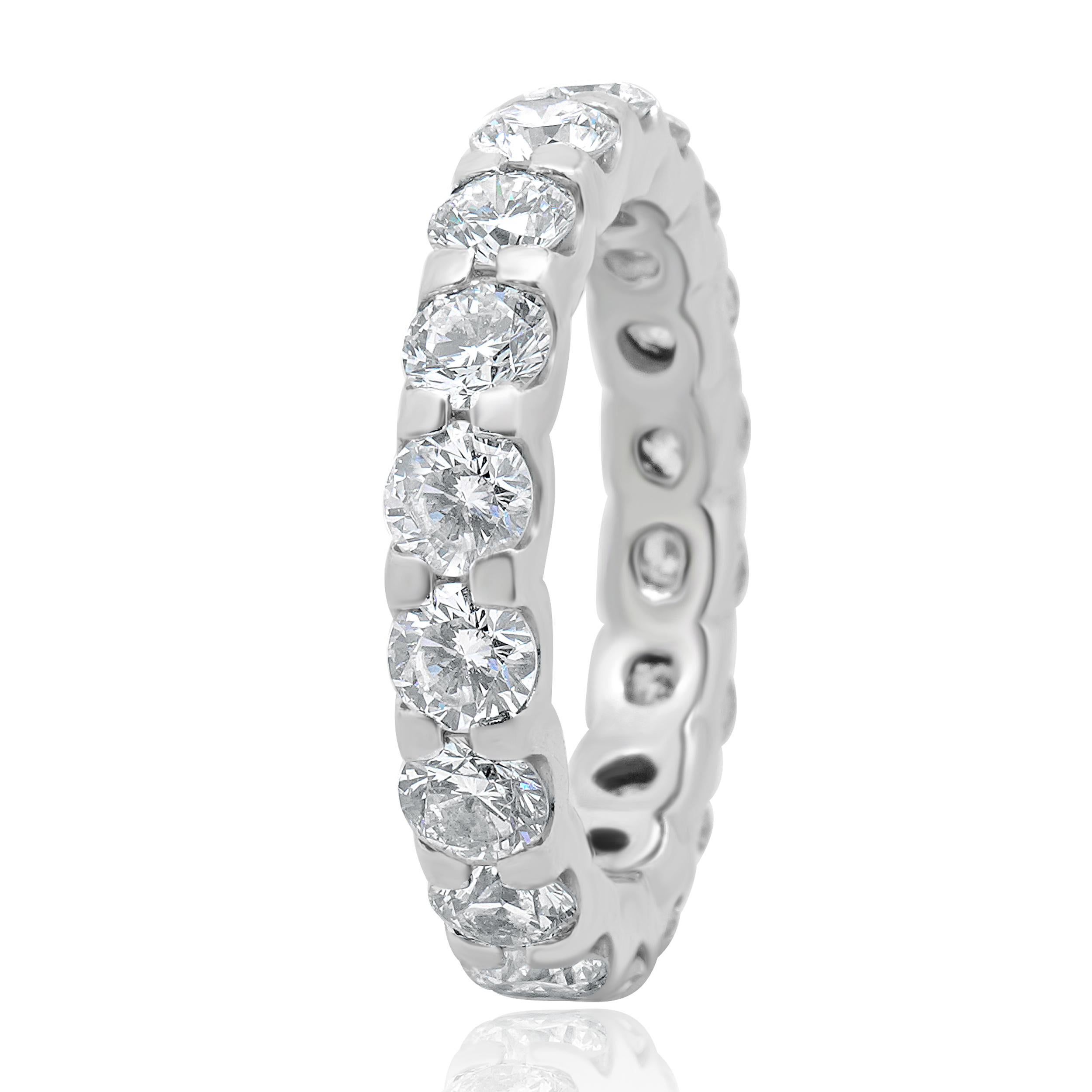Taille ronde Bracelet d'éternité en platine avec diamant à taille ronde et brillante en vente