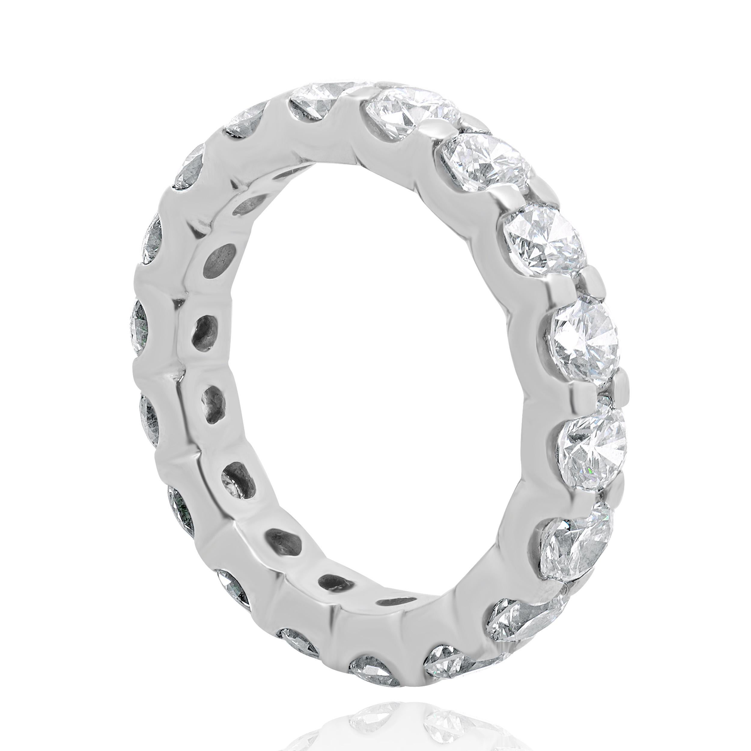 Bracelet d'éternité en platine avec diamant à taille ronde et brillante Excellent état - En vente à Scottsdale, AZ