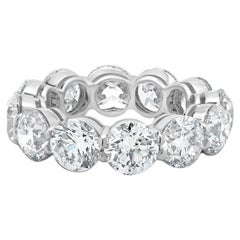 Bracelet d'éternité en platine avec diamant à taille ronde et brillante