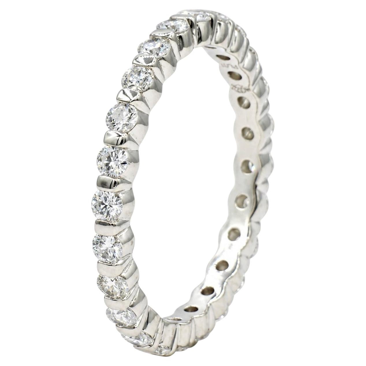 Anillo de eternidad de platino con diamante brillante redondo 24 diamantes .75cttw Talla 6, 2,9 g en venta