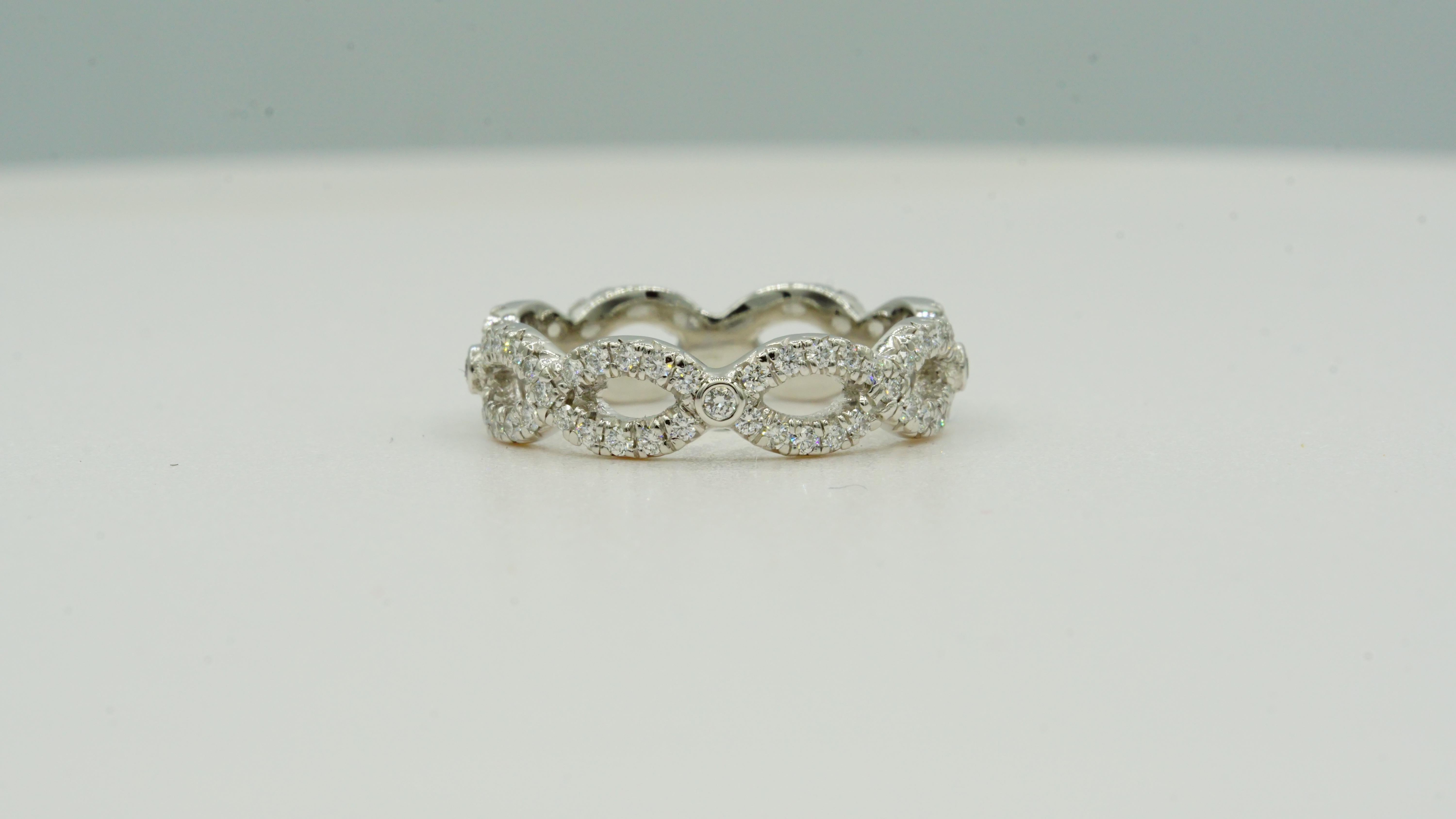 Platinum & Round Brilliant Diamond Infinity Eternity Ring, Custom Made-To-Order In New Condition For Sale In San Diego, CA