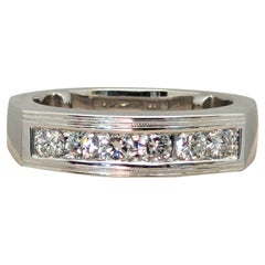 Anello in platino con diamante tondo brillante del designer RGC, come nuovo, .48cttw, 12 gr.