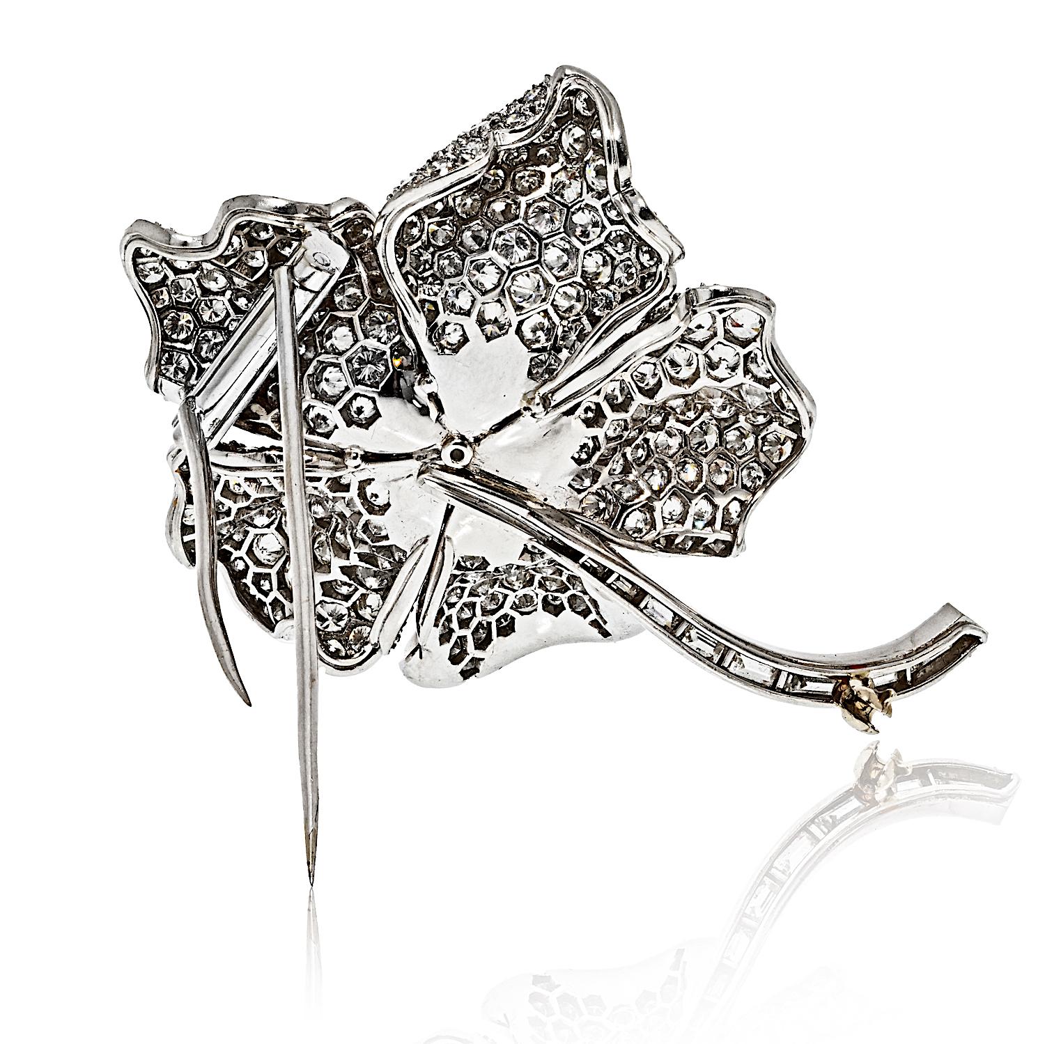 Broche vintage en platine avec diamants ronds de 17,00 carats poids total Excellent état - En vente à New York, NY