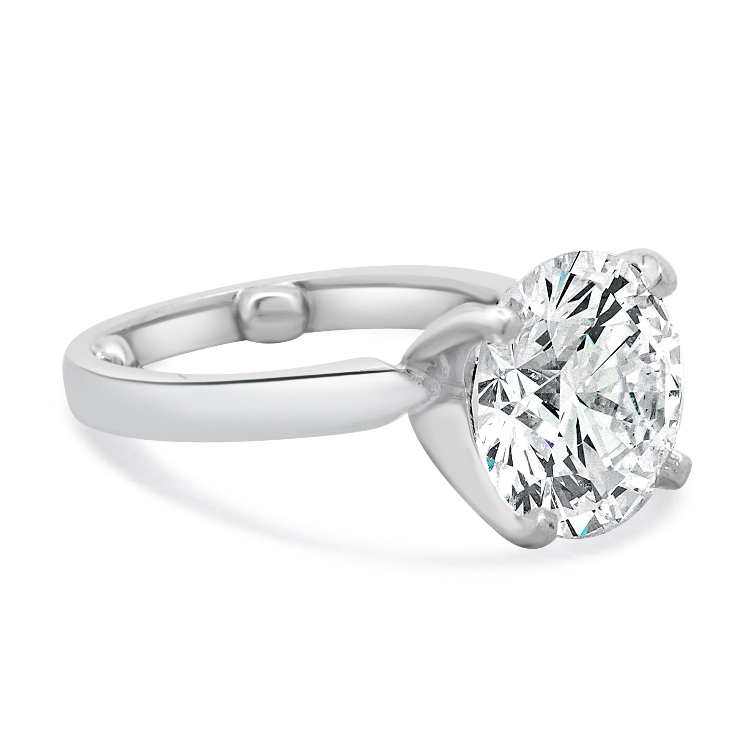 Platinum Round Cut Diamond Engagement Ring im Zustand „Hervorragend“ im Angebot in Scottsdale, AZ