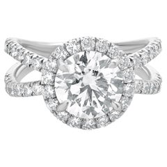 Platinum Round Diamond Engagement Ring With Halo
