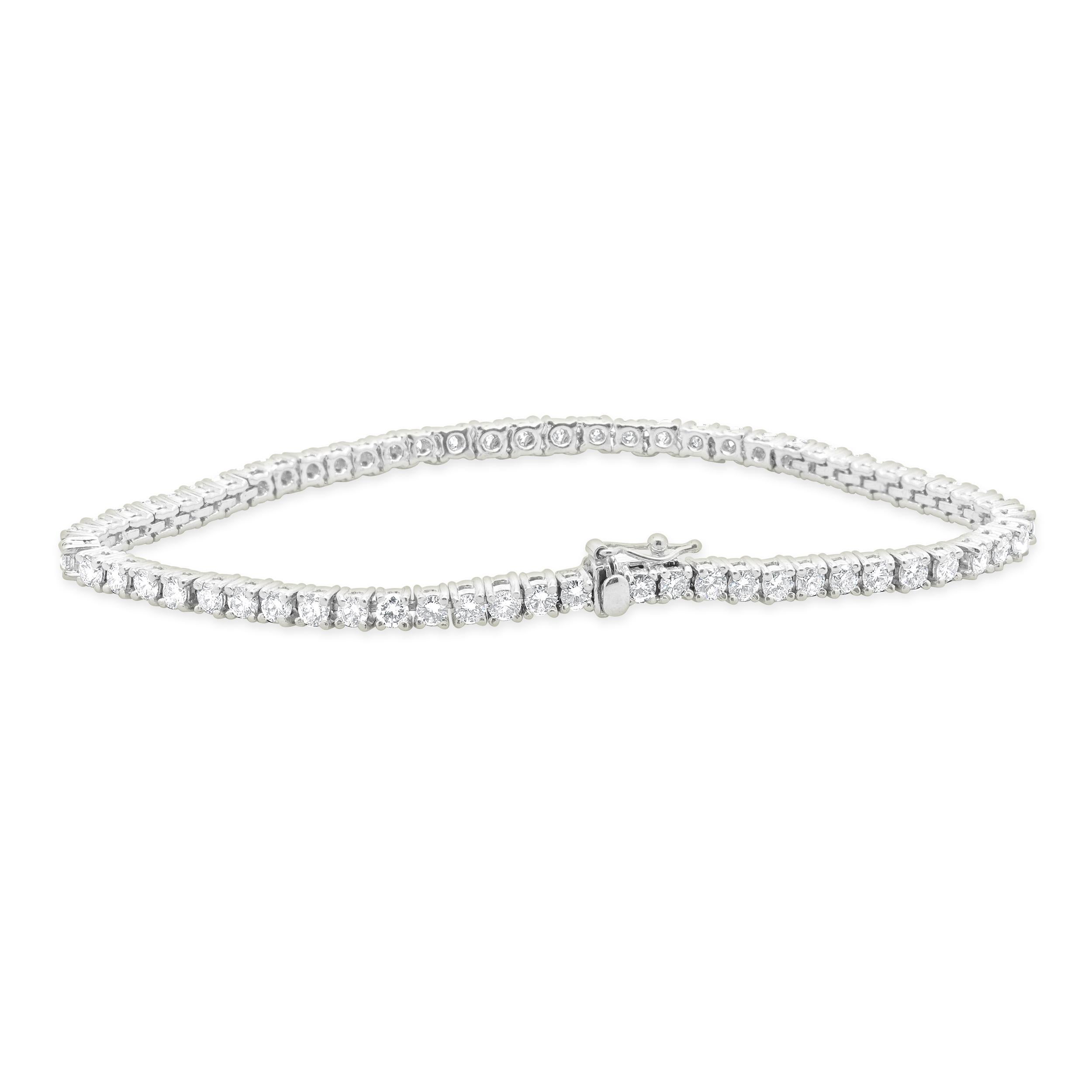 Platinum Round Diamond Tennis Bracelet (Rundschliff) im Angebot