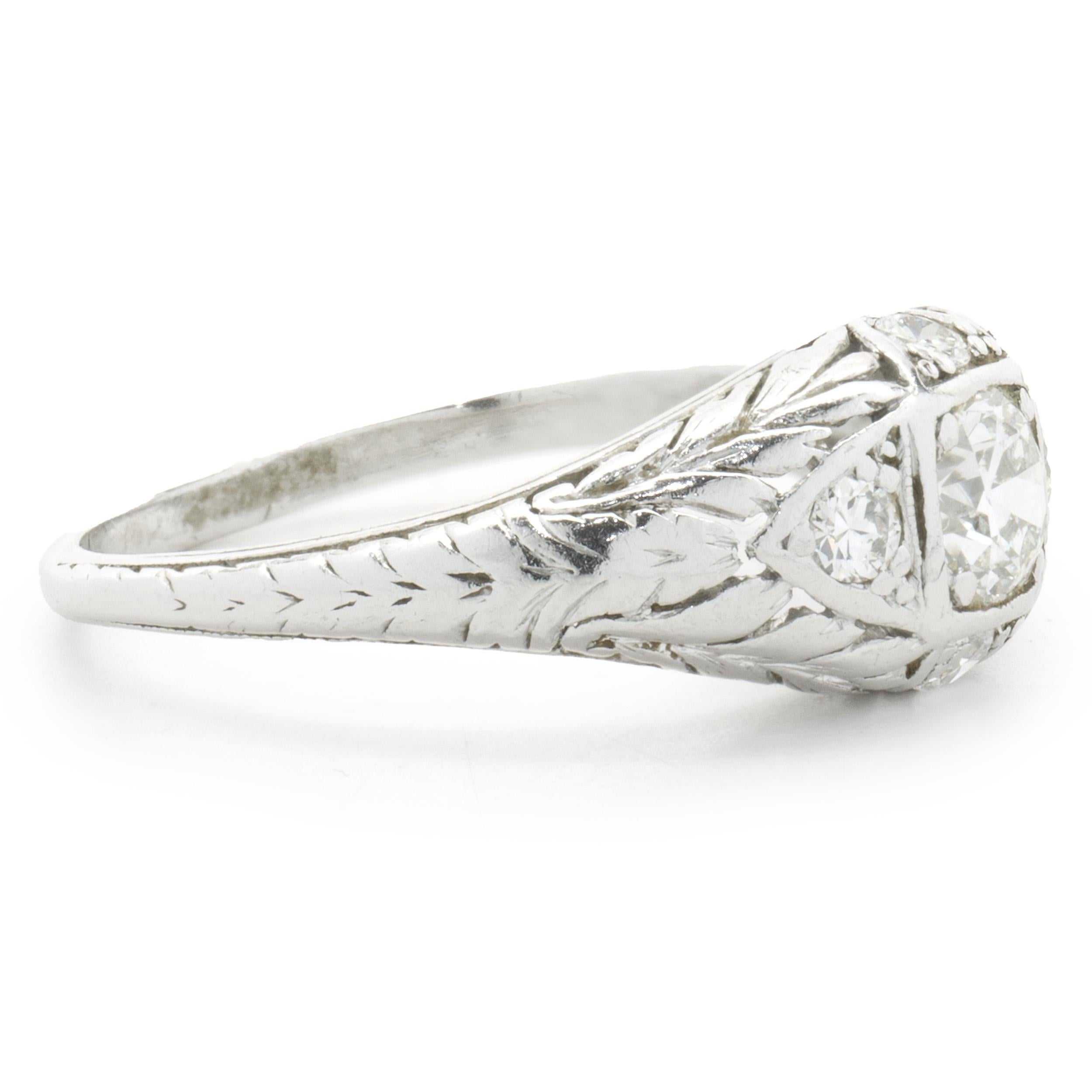 Platinum Round European Cut Diamond Engagement Ring In Excellent Condition For Sale In Scottsdale, AZ
