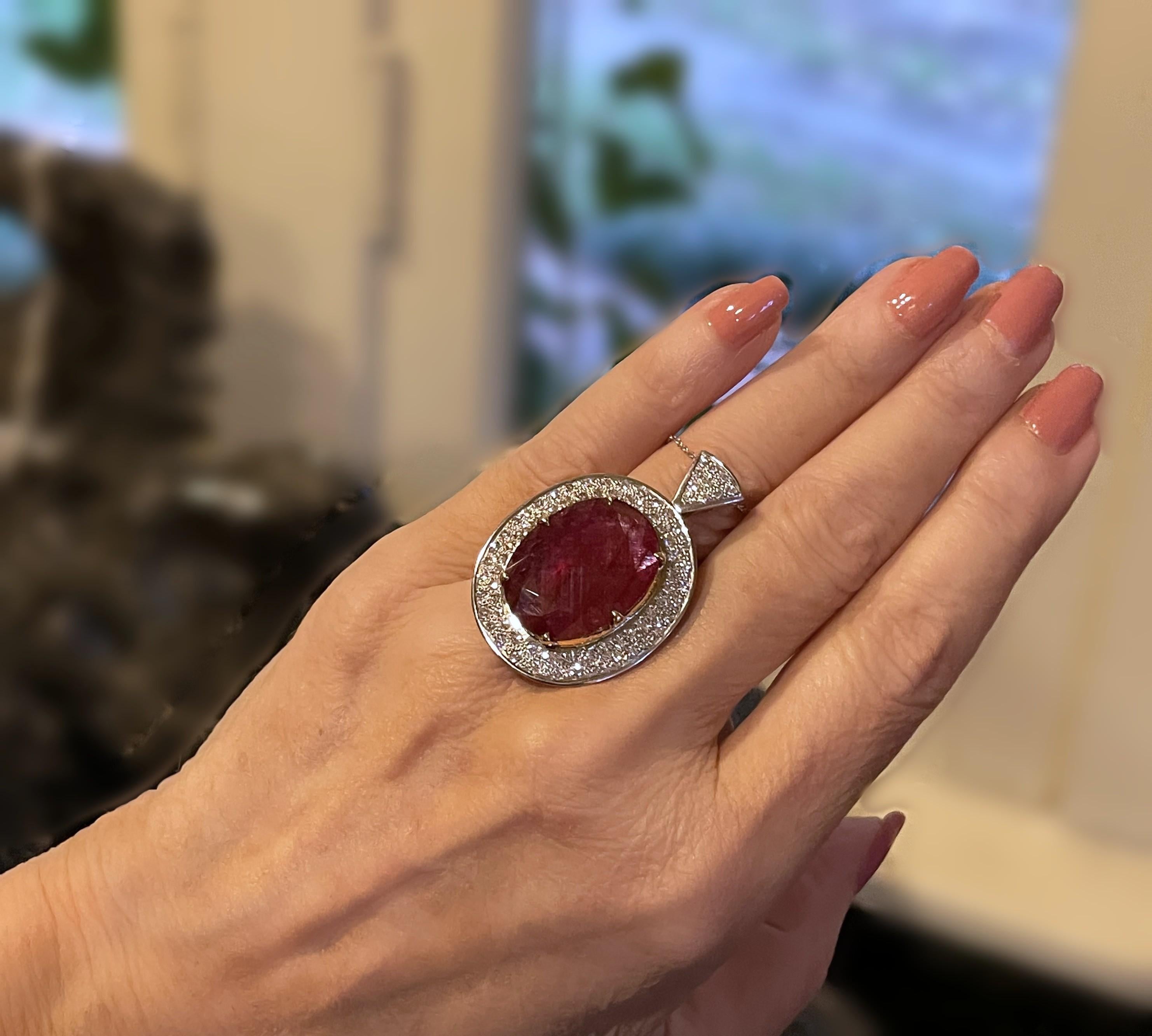 Collana di platino con diamanti non riscaldati GIA 18K Ciondolo Nature enormi 27,57 carati! in vendita 9