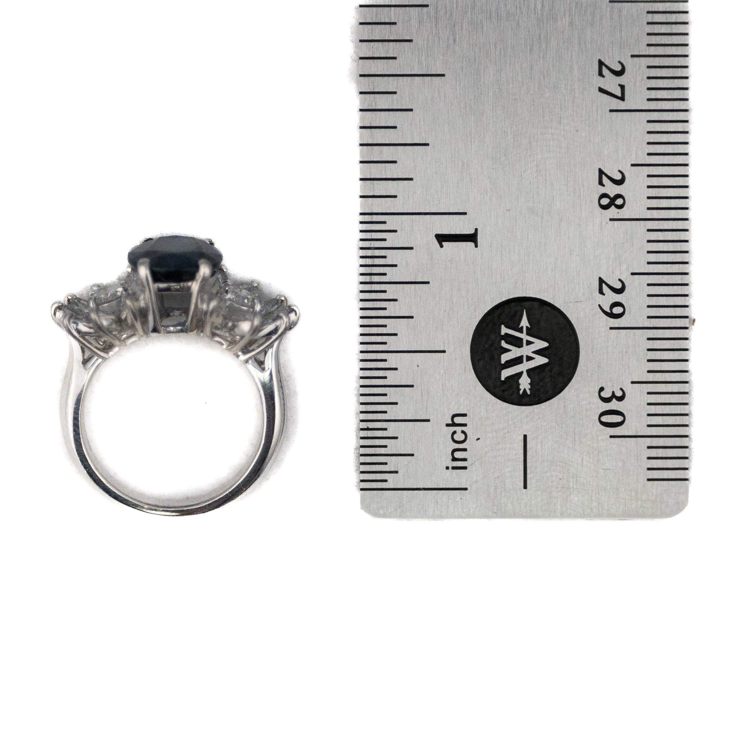 Platin Saphir und Diamant Cluster Ring (Retro) im Angebot