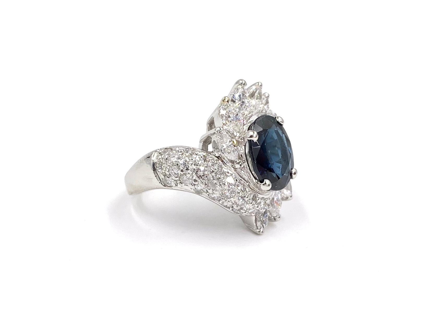 Platinum Sapphire and Diamond Cocktail Ring In Good Condition For Sale In Pikesville, MD