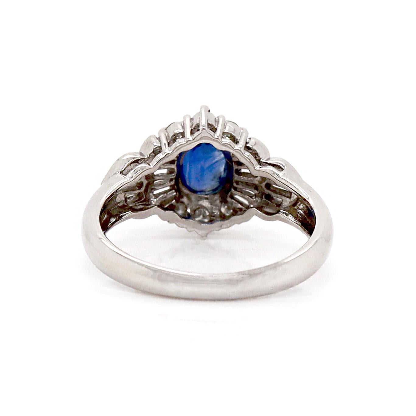 Platin Saphir und Diamant Kleidring für Damen oder Herren im Angebot