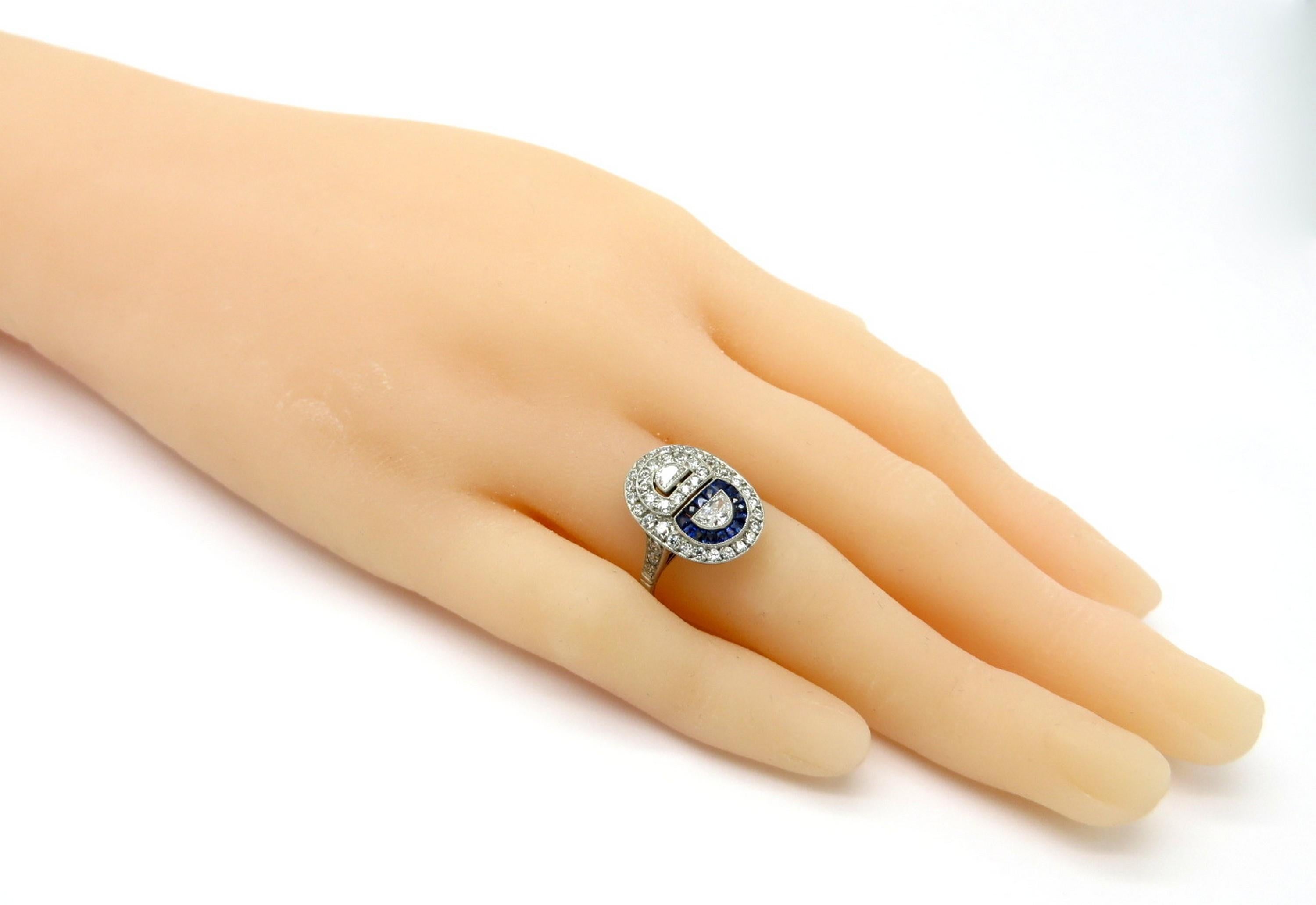 Halbmondförmiger Verlobungsring aus Platin mit Saphiren und Diamanten im Art-déco-Stil Damen im Angebot